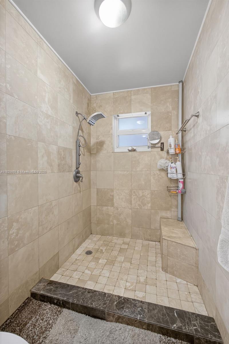 HARTFORD PLACE - Residential