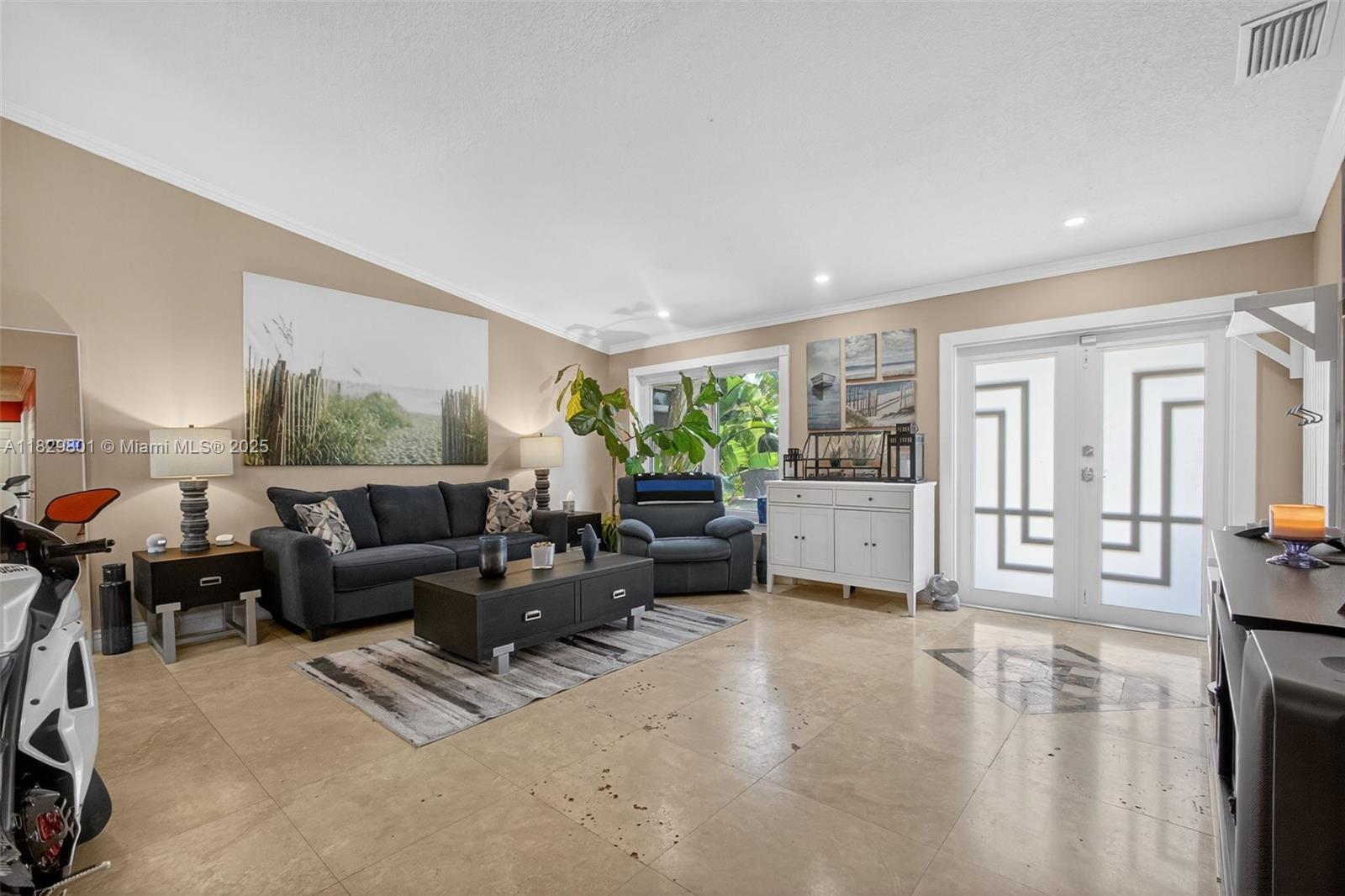 HARTFORD PLACE - Residential