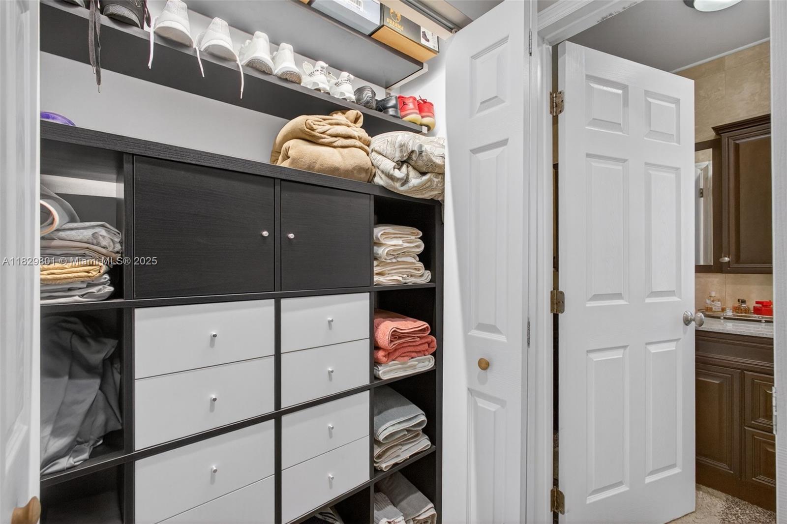 HARTFORD PLACE - Residential