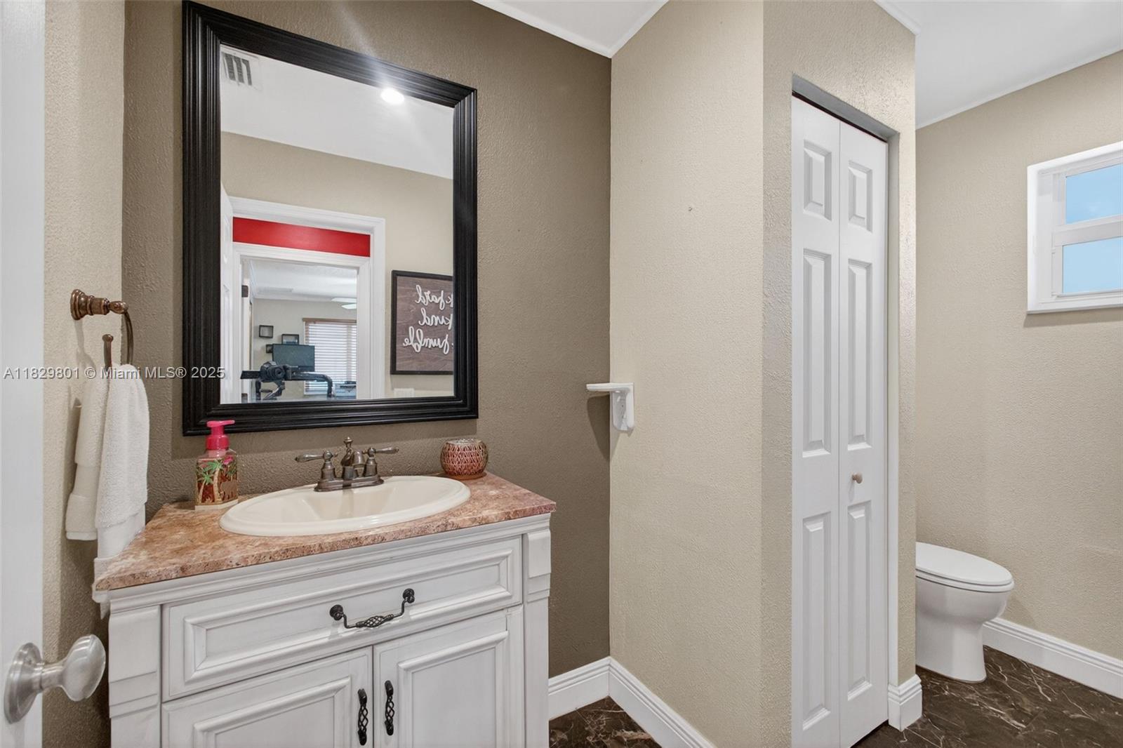 HARTFORD PLACE - Residential