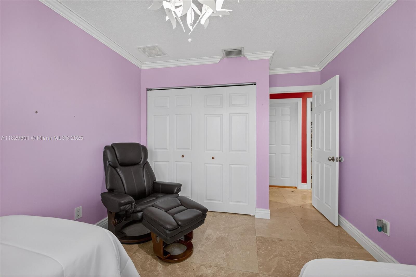 HARTFORD PLACE - Residential