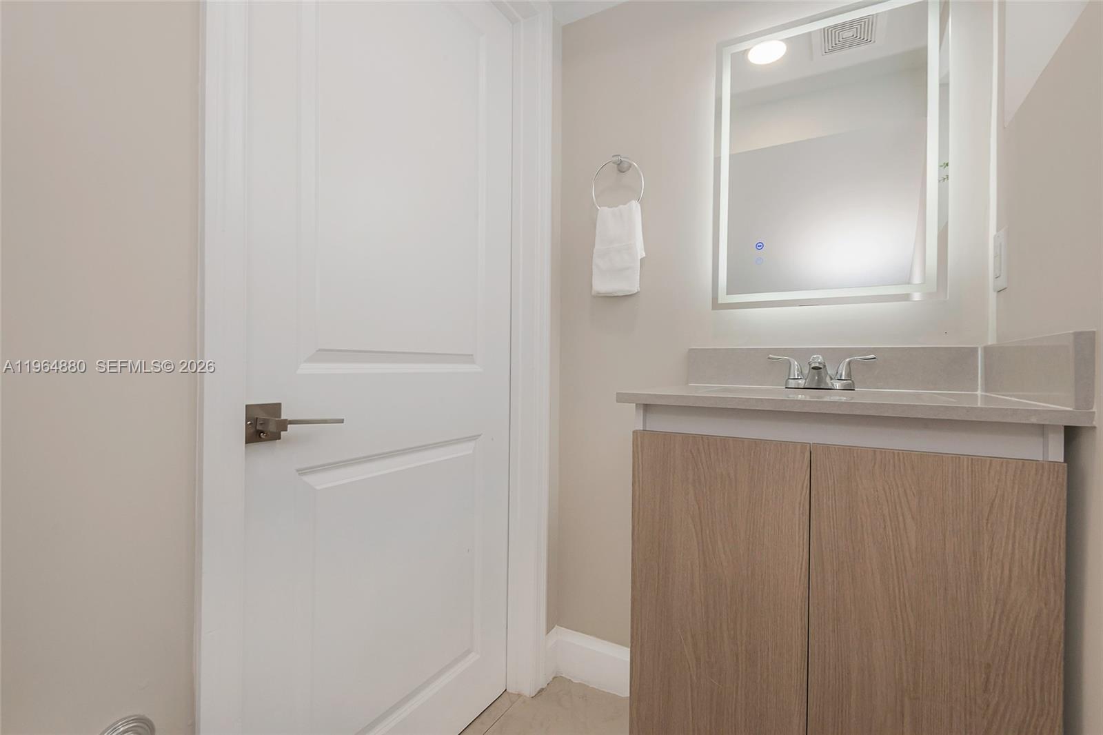 NORTH LAUDERDALE - Residential