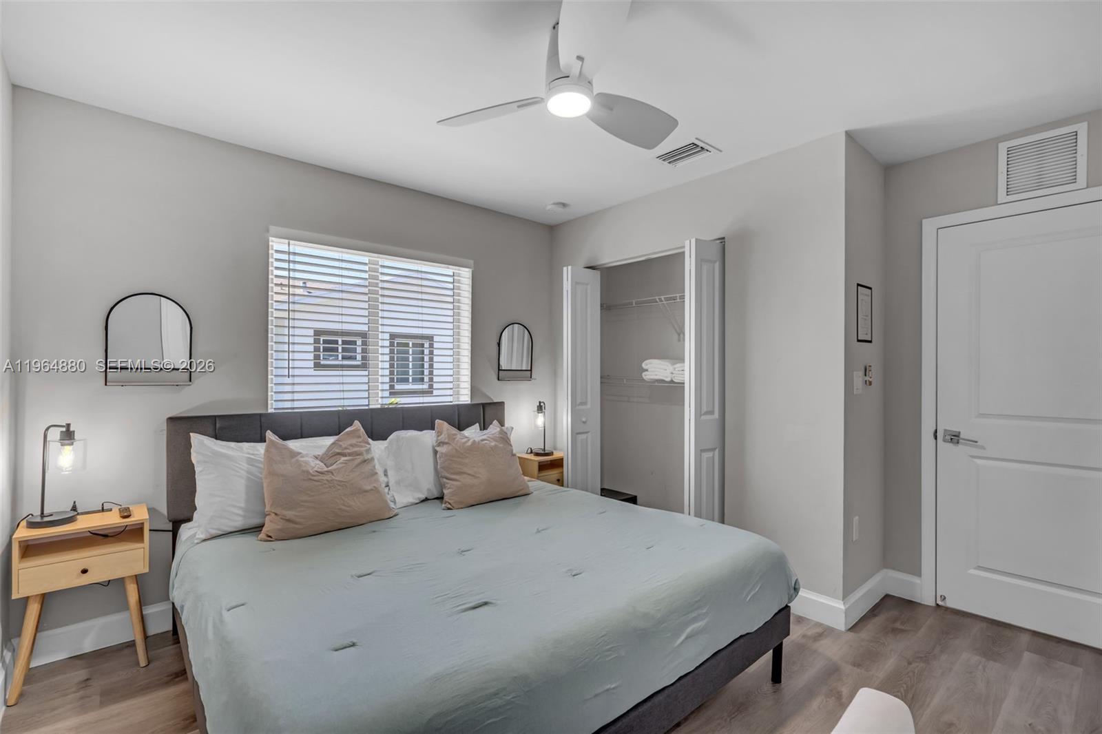 NORTH LAUDERDALE - Residential