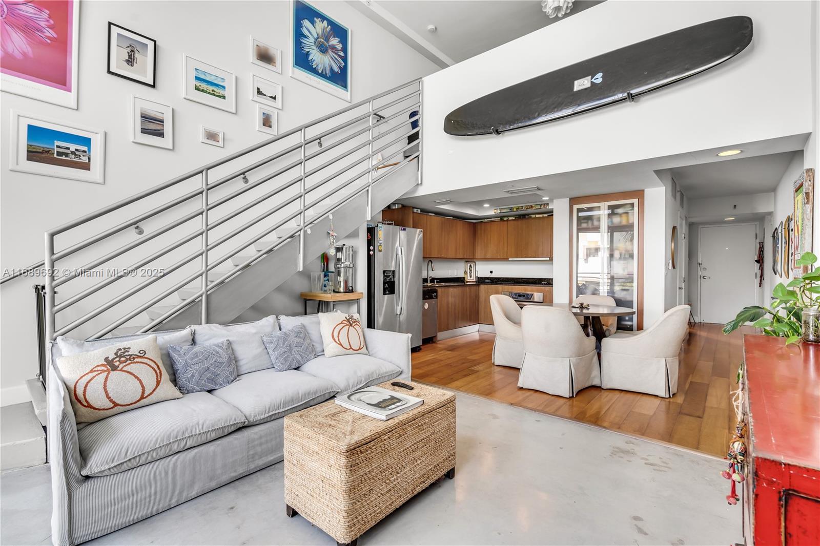 245 Michigan Ave LP-8