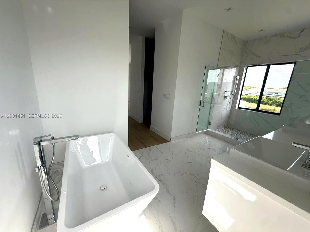 WESTON ESTATES - Residential