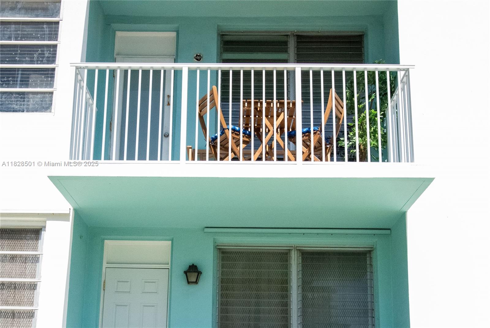 TOWER EAST INCORPORATED C - Residential Lease