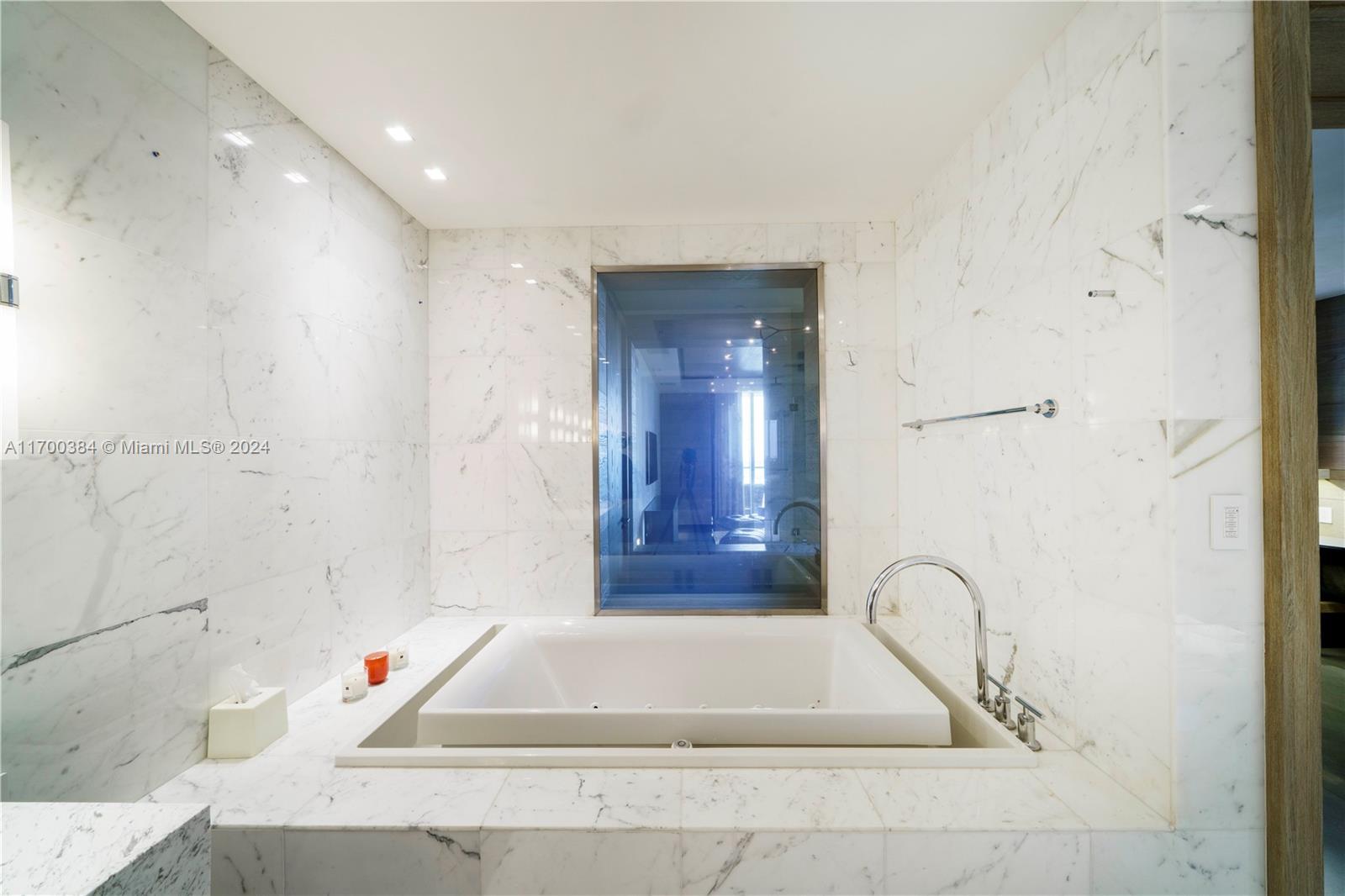 BAL HARBOUR NORTH SOUTH C - Residential