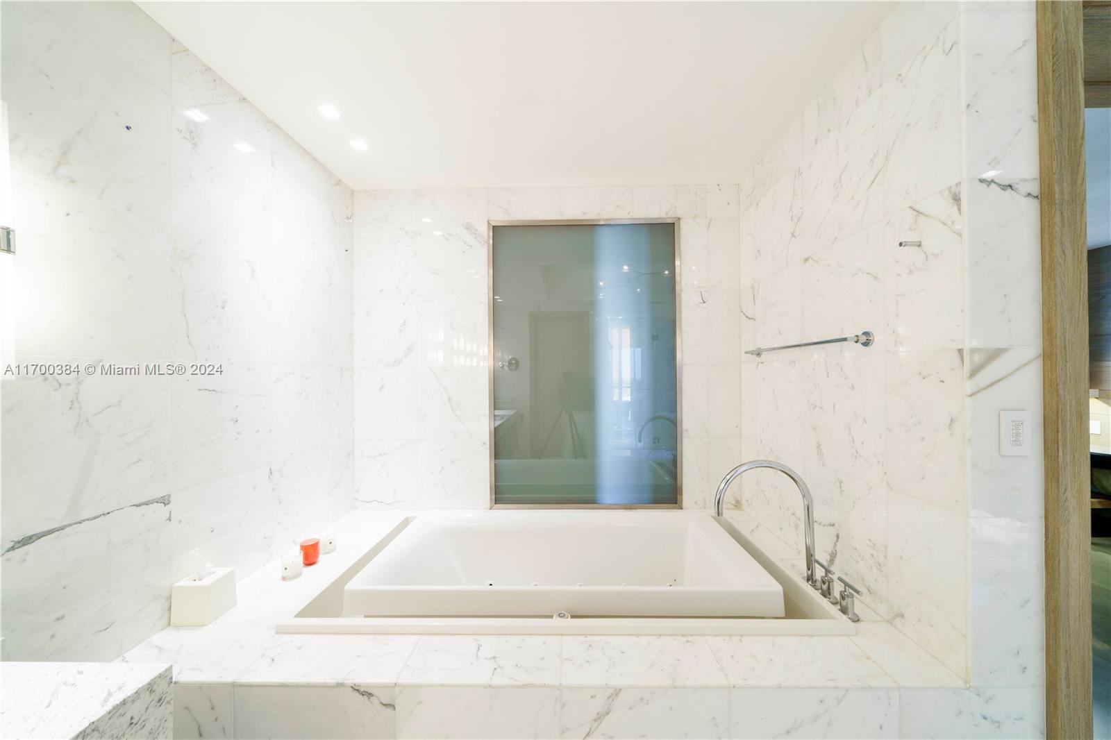 BAL HARBOUR NORTH SOUTH C - Residential