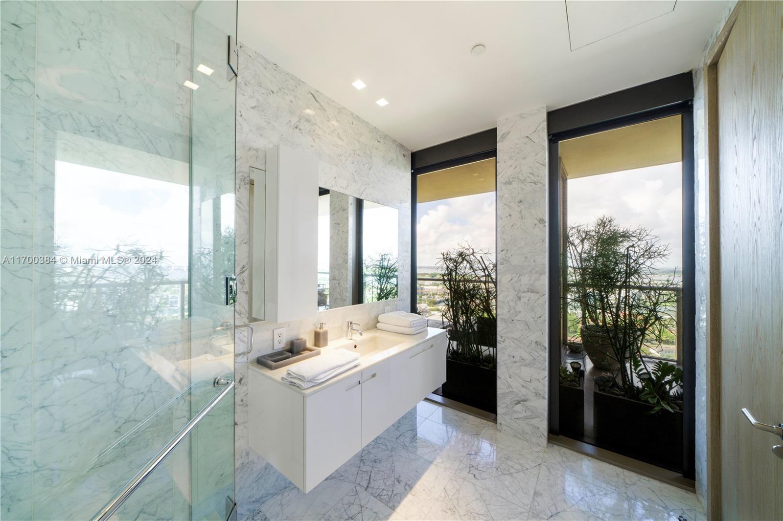 BAL HARBOUR NORTH SOUTH C - Residential