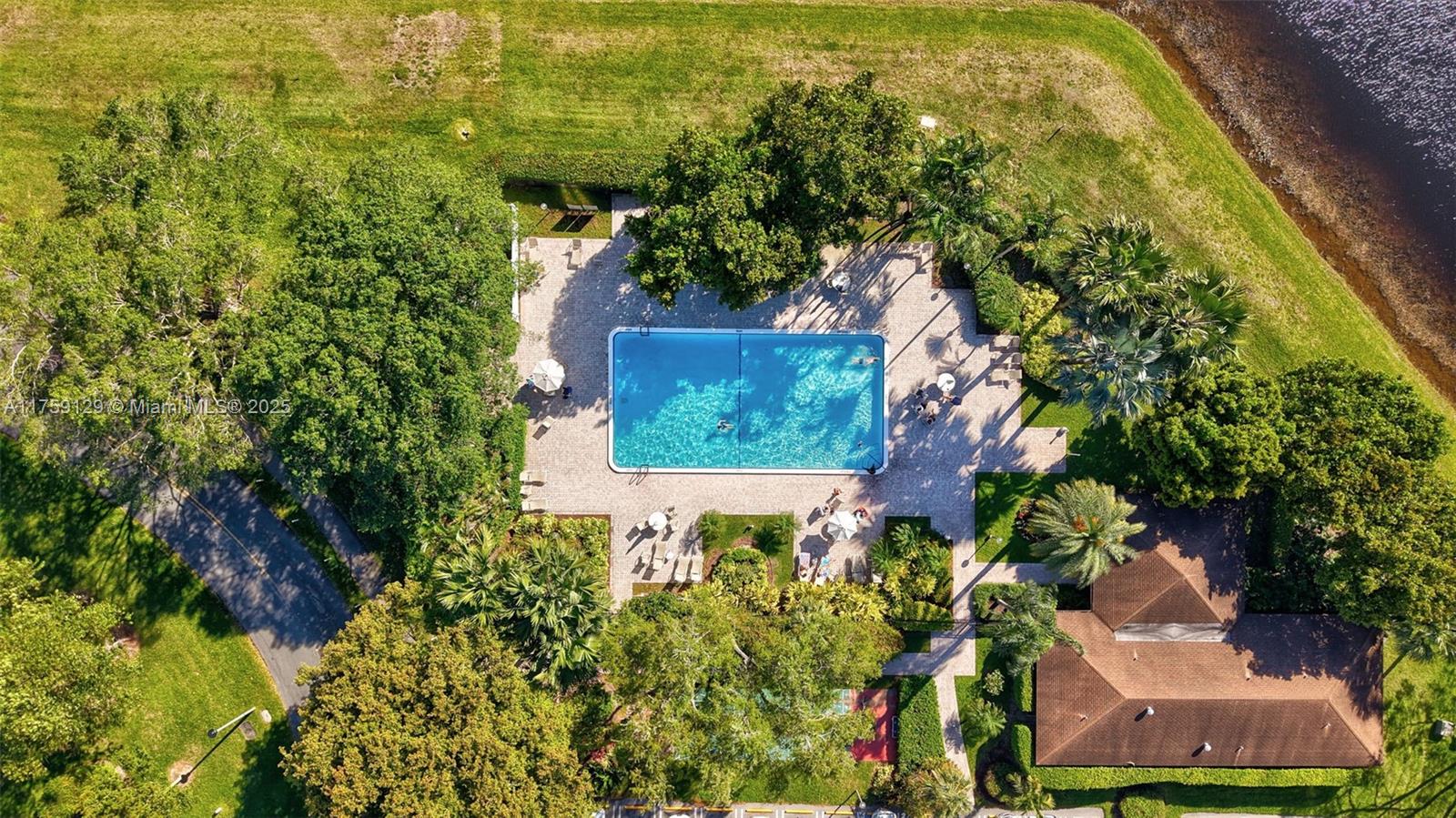 NO 51 PALM-AIRE COUNTRY C - Residential