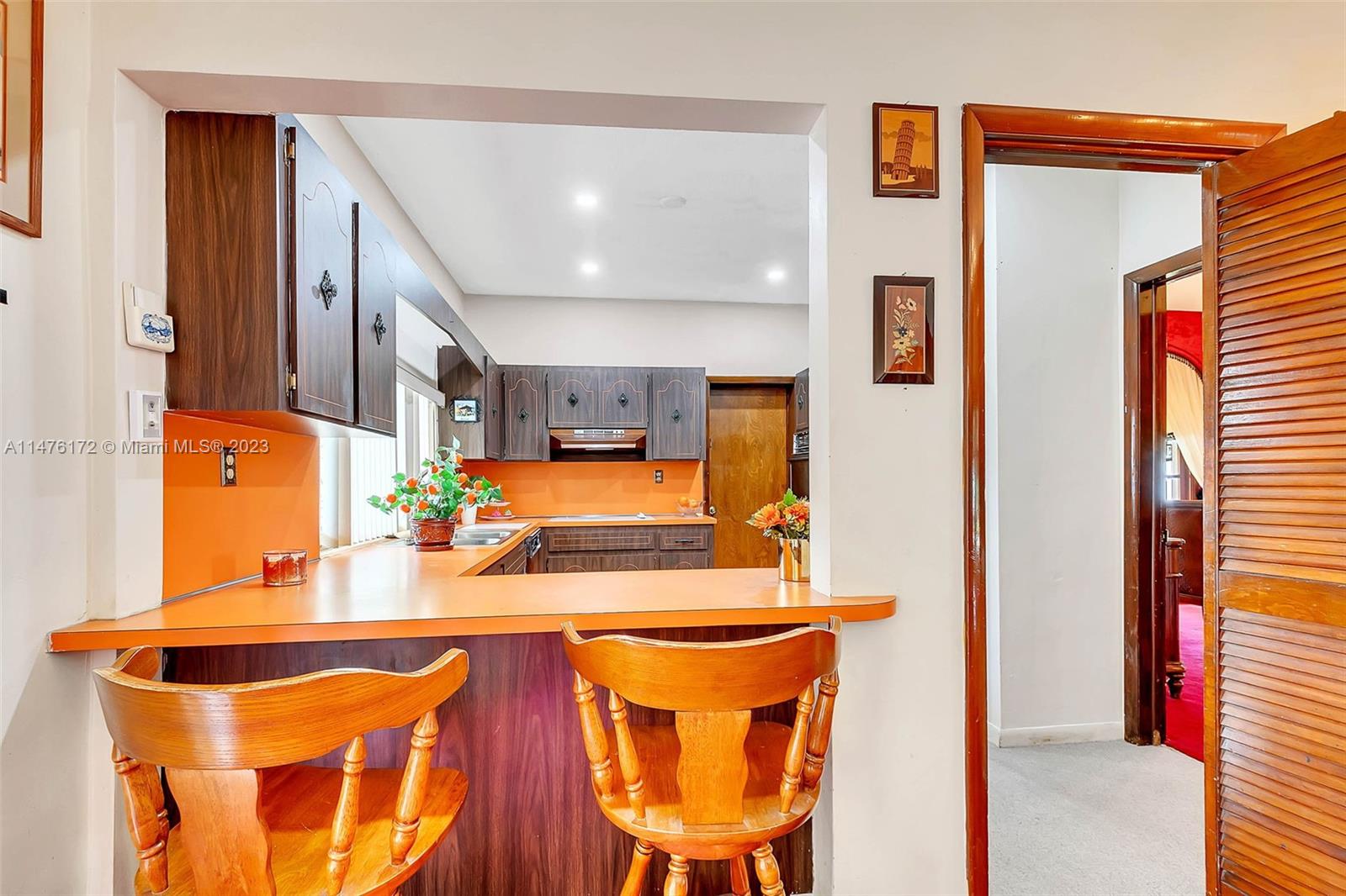 Palmetto Bay, Florida 33176, United States, 3 Bedrooms Bedrooms, ,2 BathroomsBathrooms,Residential,Active,69301