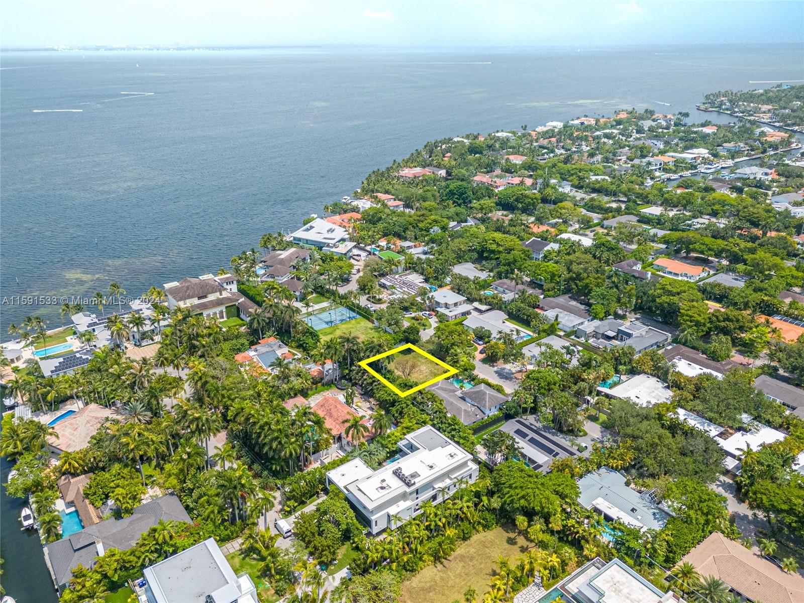 PINECREST MANOR 1ST ADDN - Land