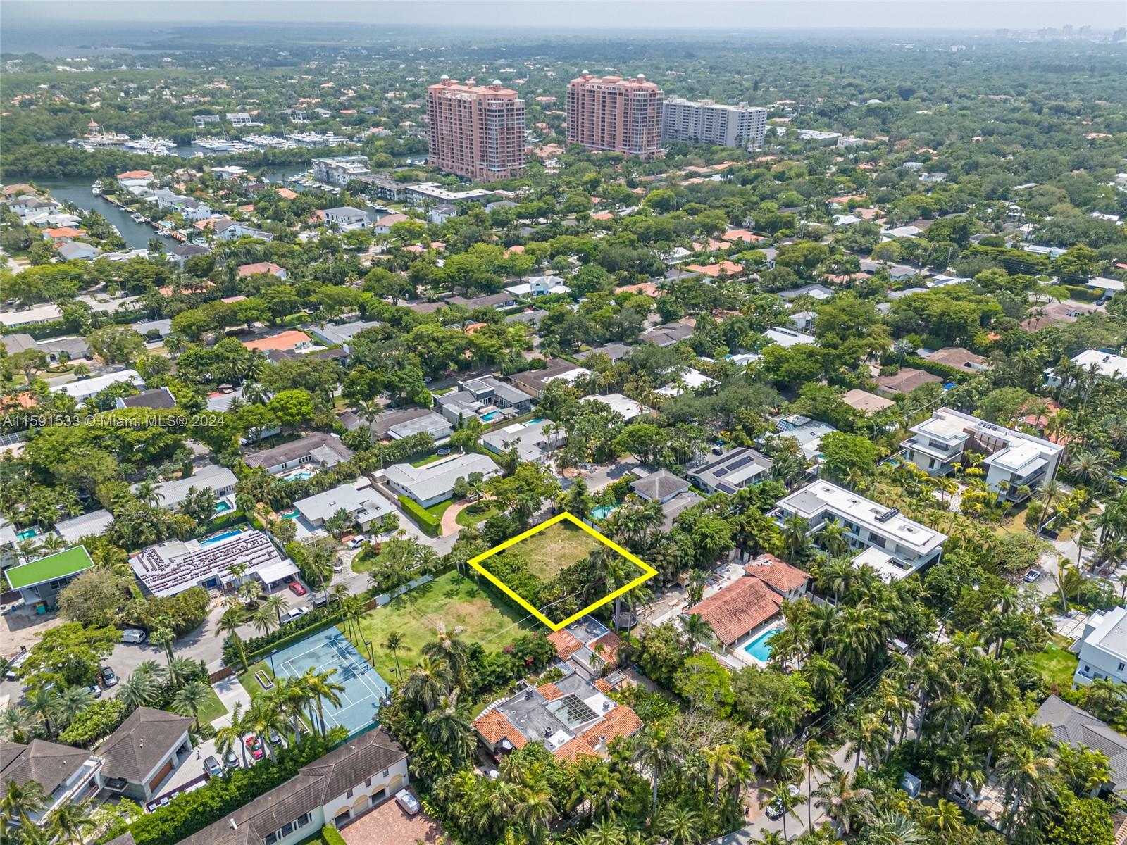 PINECREST MANOR 1ST ADDN - Land