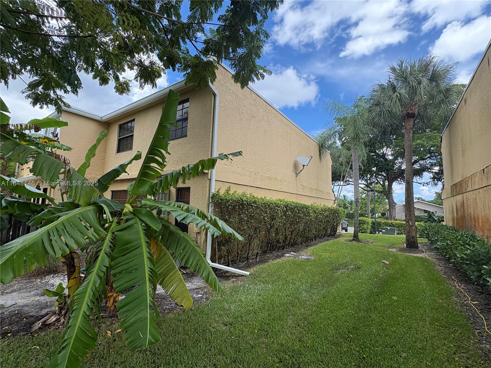 WELLEBY UNIT SIX - Residential