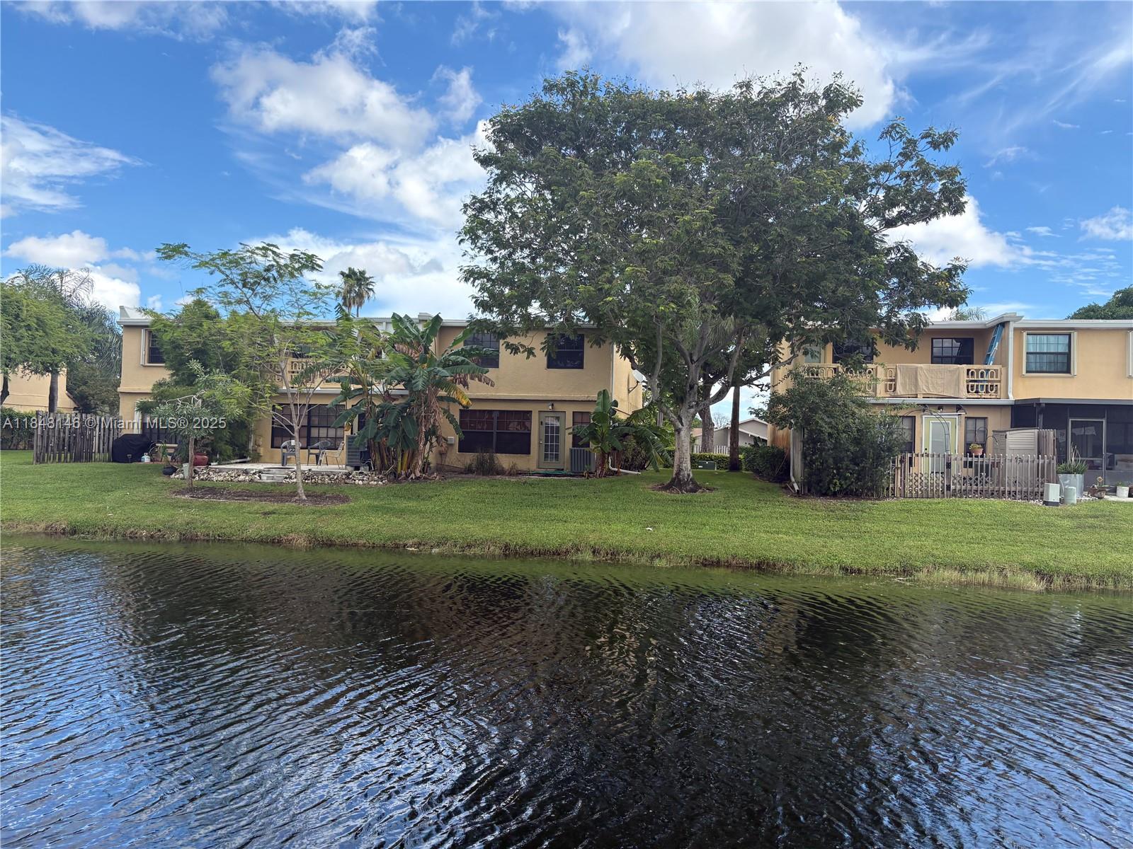 WELLEBY UNIT SIX - Residential