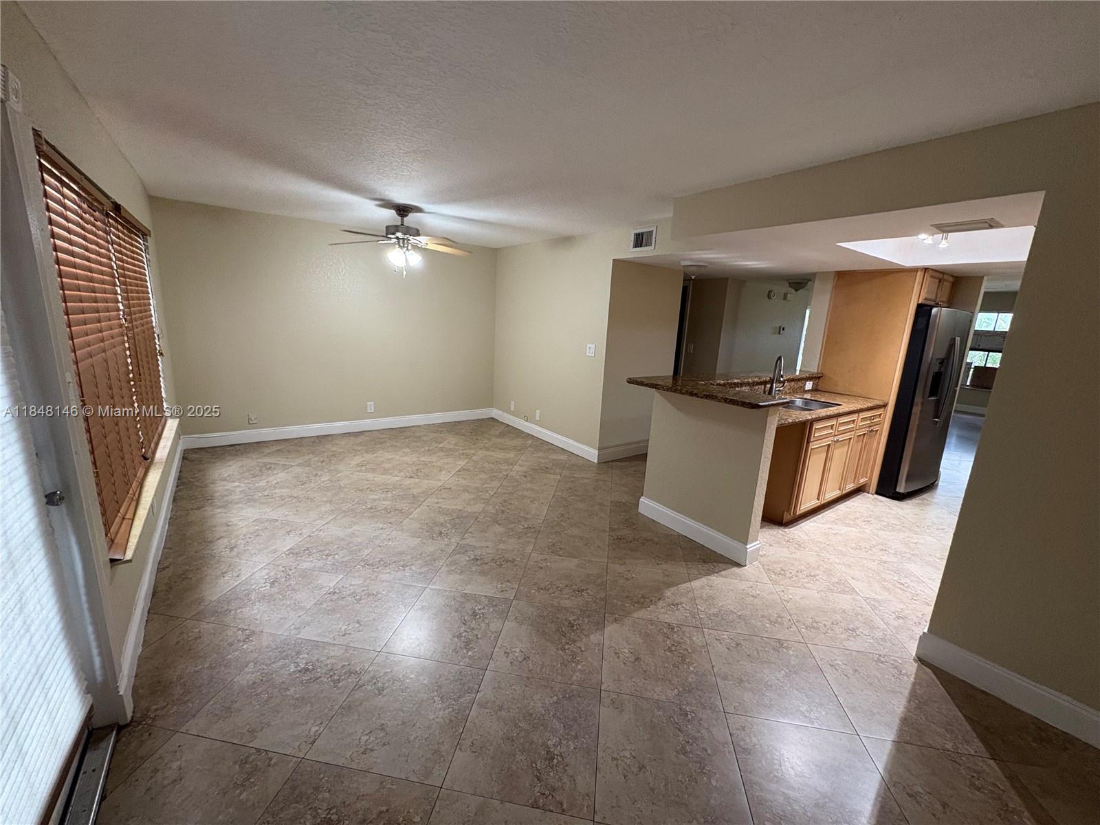 WELLEBY UNIT SIX - Residential