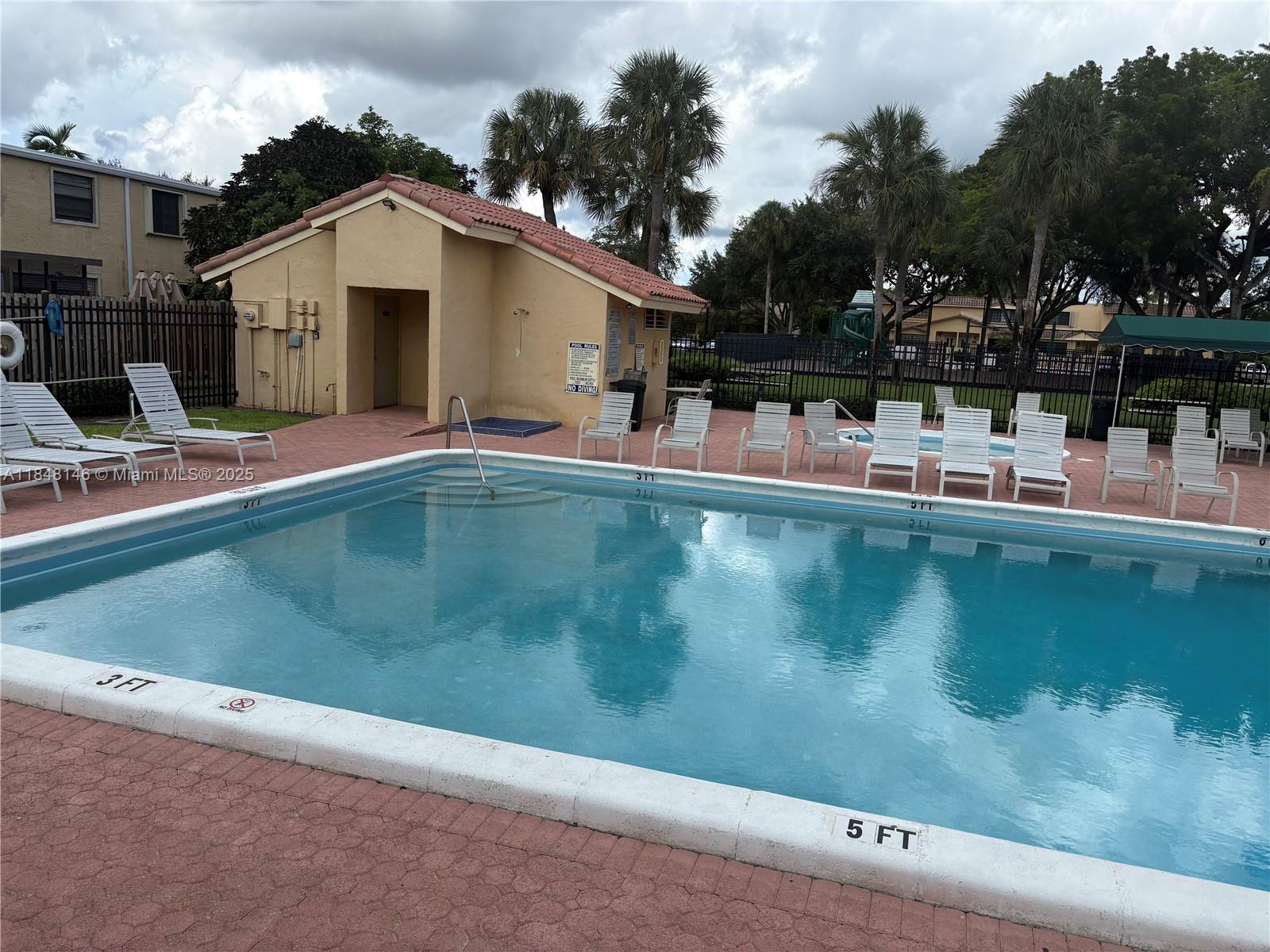 WELLEBY UNIT SIX - Residential