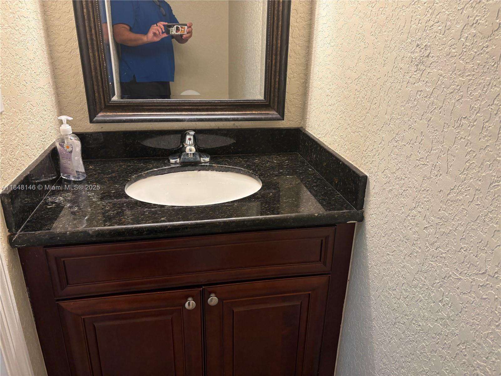 WELLEBY UNIT SIX - Residential