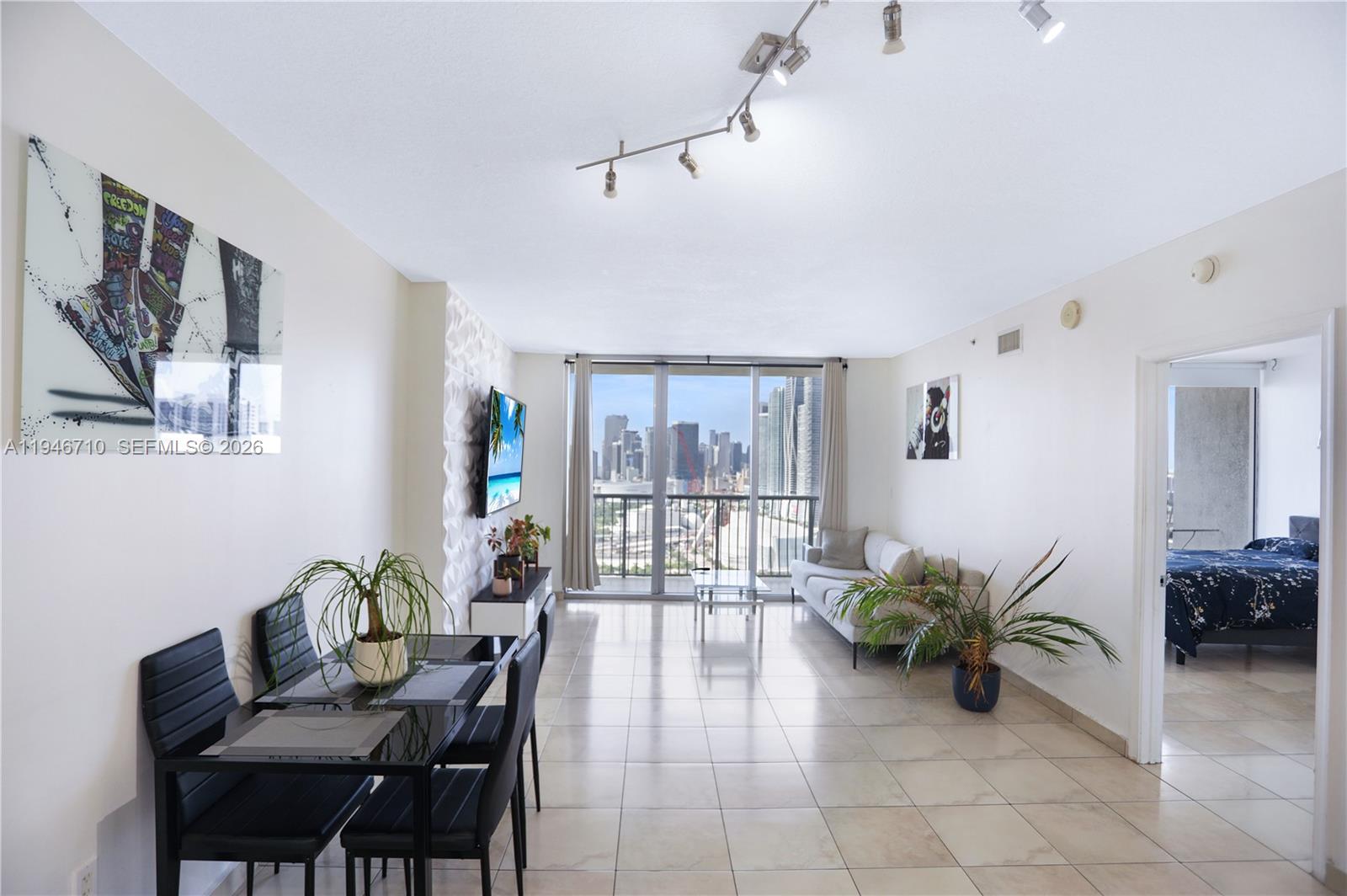 OPERA TOWER CONDO - Residential