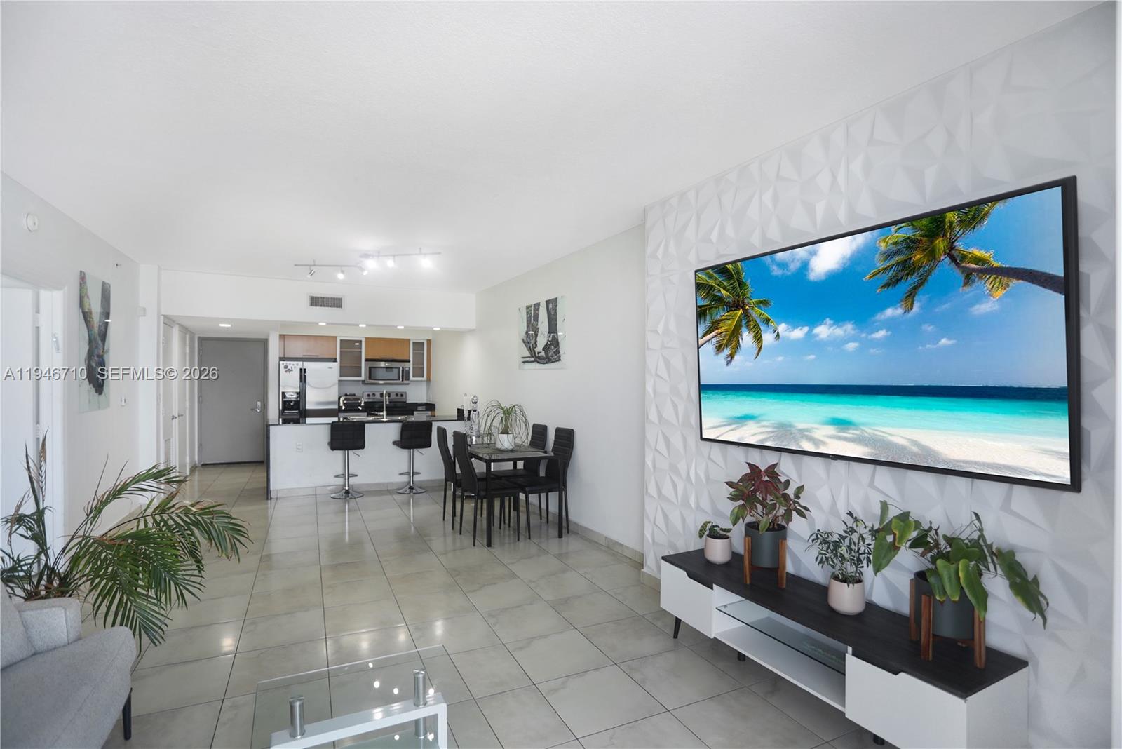 OPERA TOWER CONDO - Residential