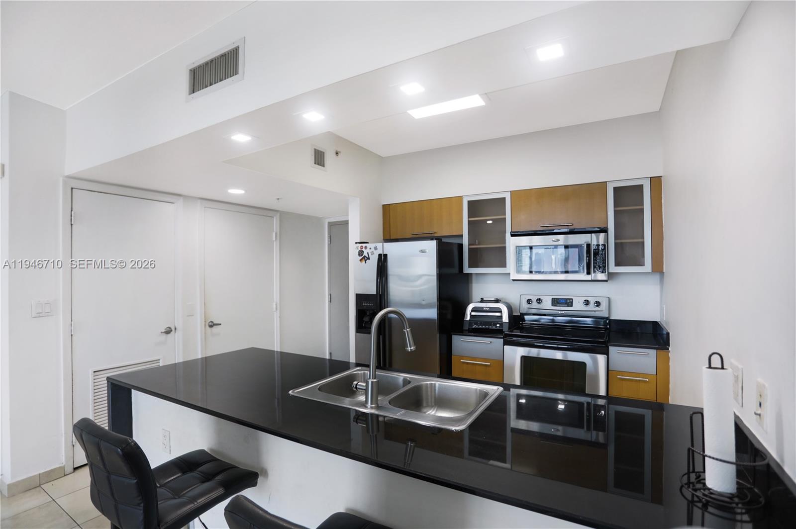 OPERA TOWER CONDO - Residential