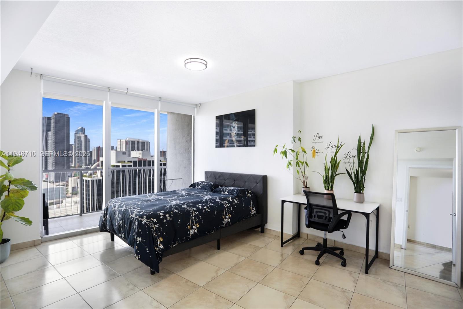 OPERA TOWER CONDO - Residential