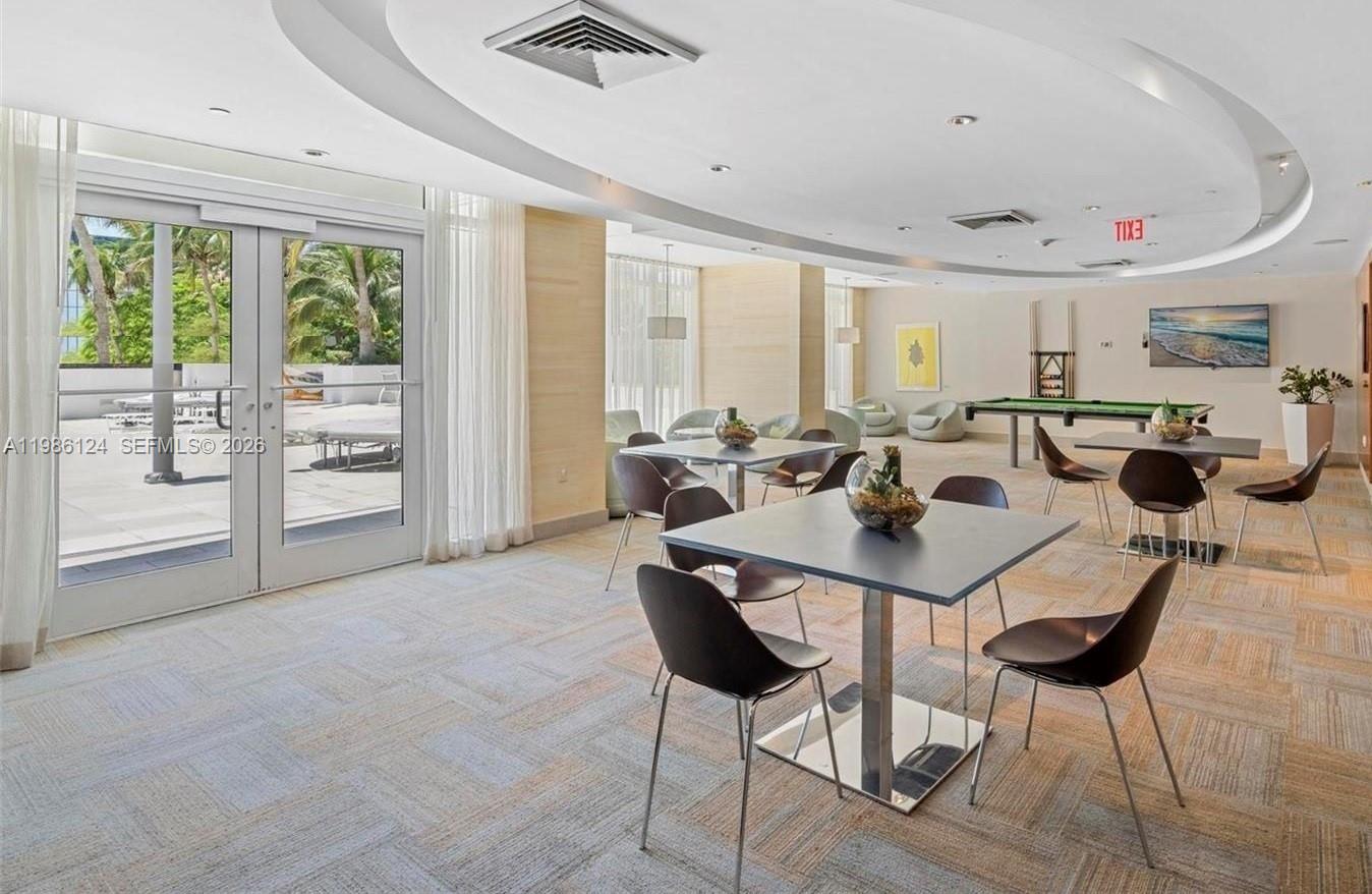 THE PLAZA 851 BRICKELL CO - Residential Lease