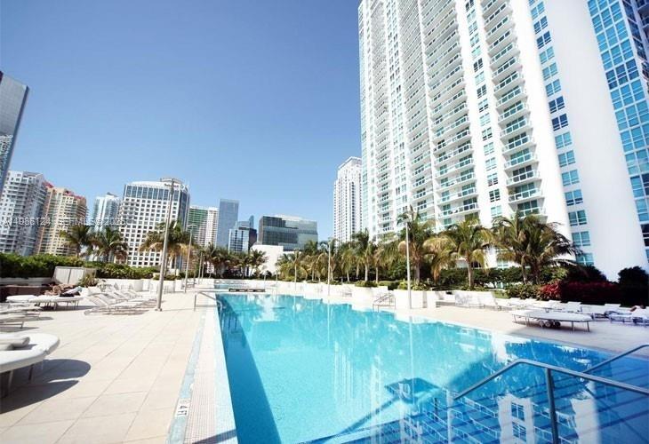 THE PLAZA 851 BRICKELL CO - Residential Lease