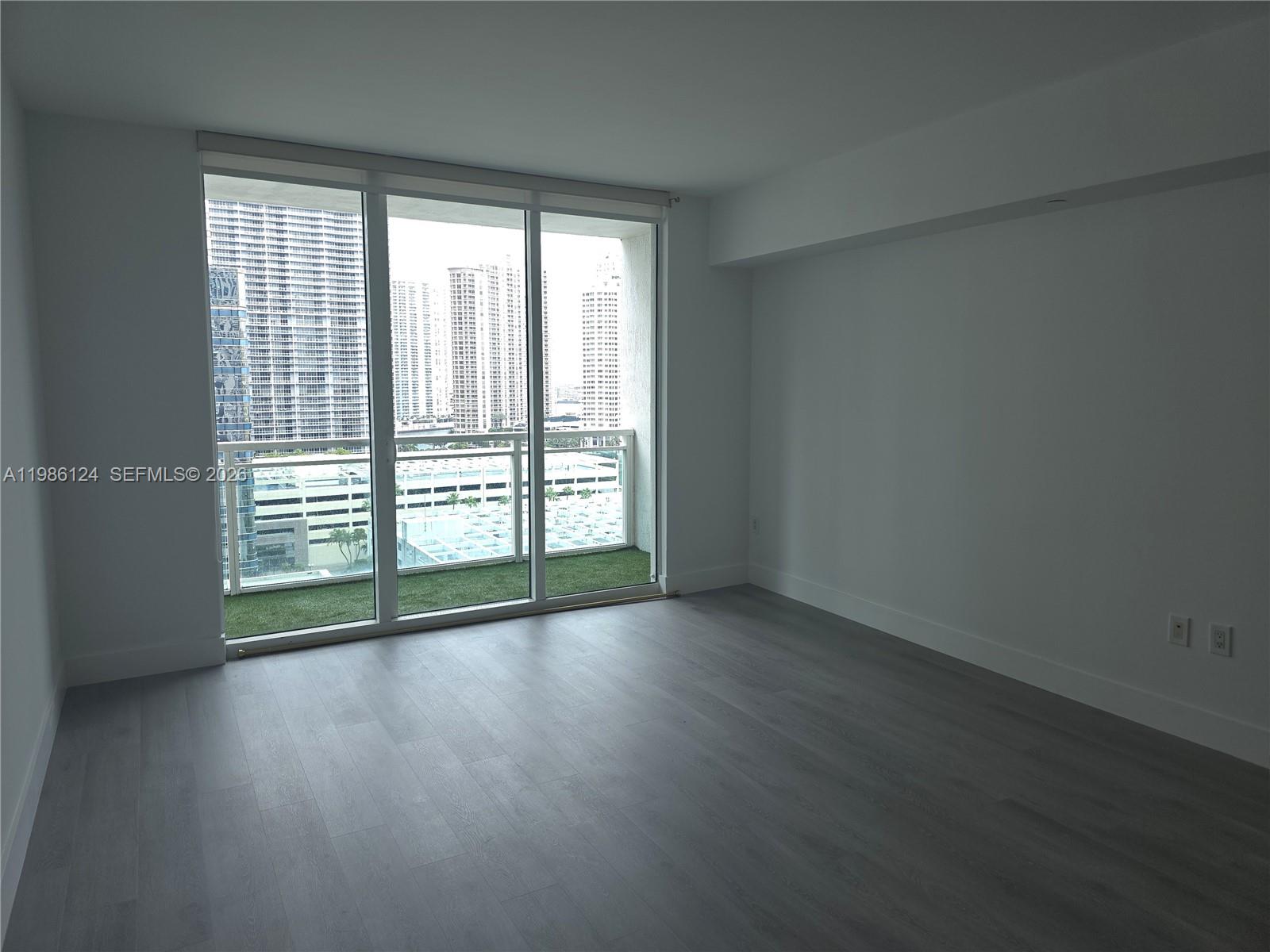THE PLAZA 851 BRICKELL CO - Residential Lease