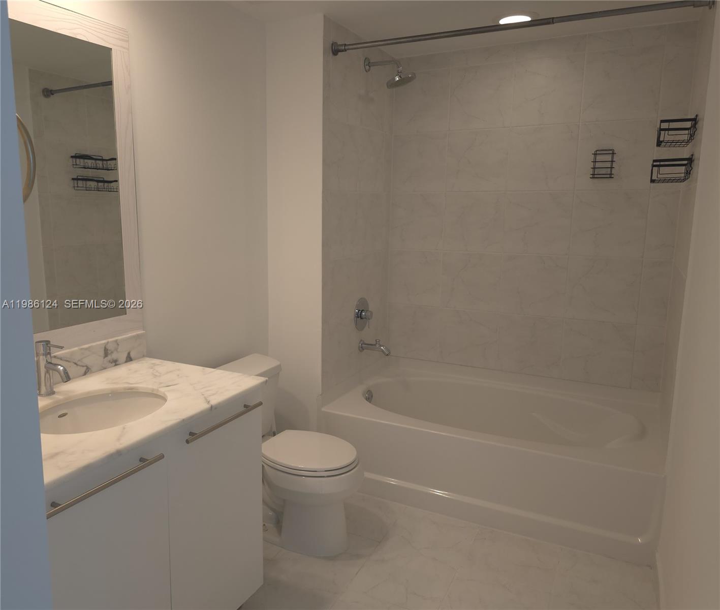 THE PLAZA 851 BRICKELL CO - Residential Lease