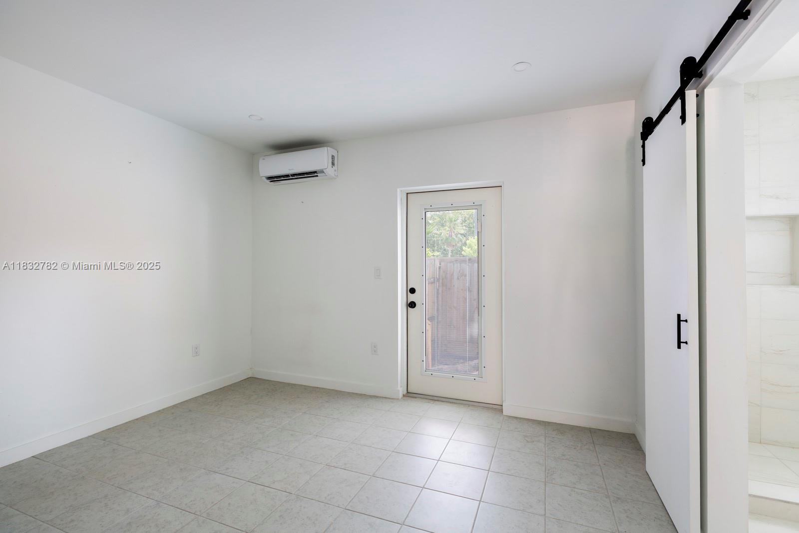 7800 NE 10th Ct 5
