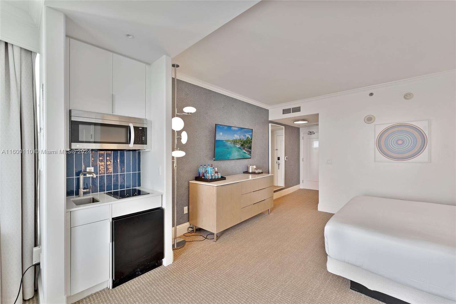 FONTAINEBLEAU II CONDO - Residential