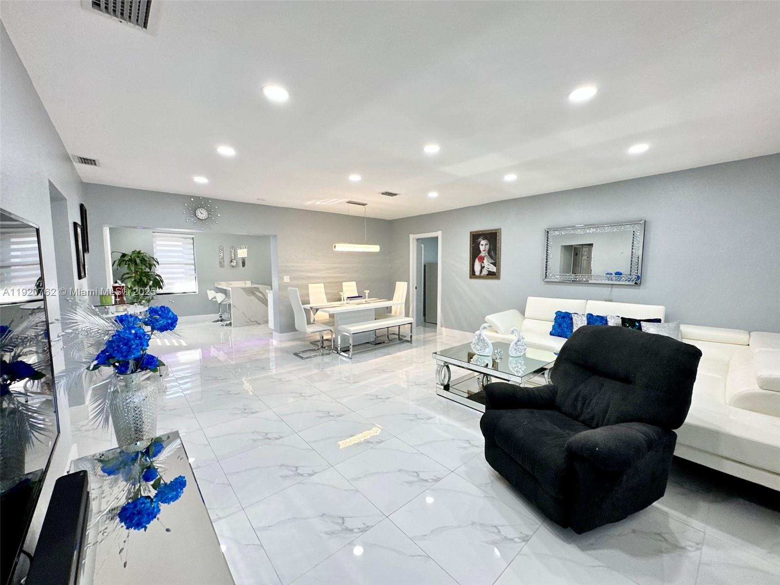 SEABOARD PARK - Residential