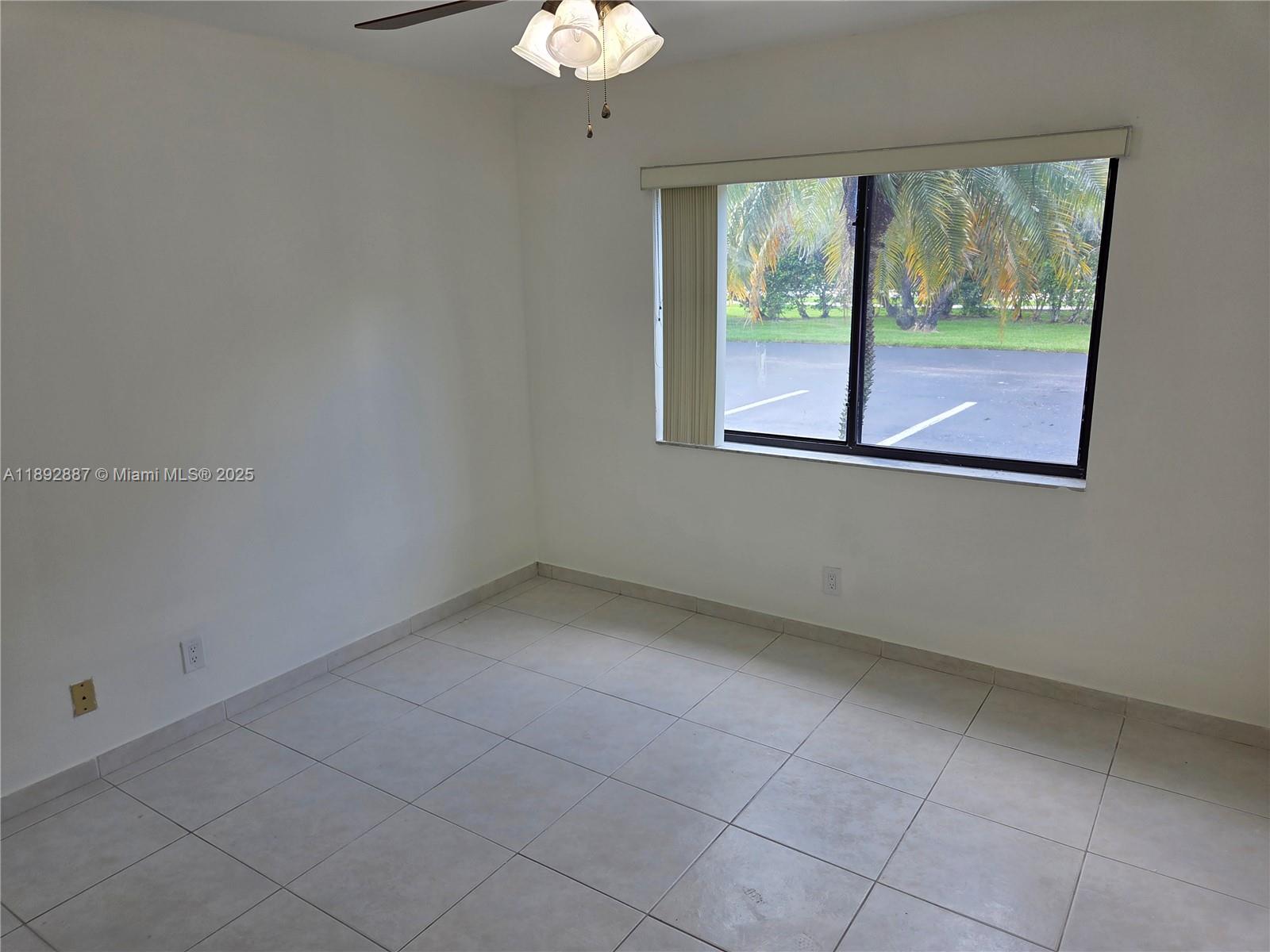 VILLAS OF BONAVENTURE AT - Residential Lease