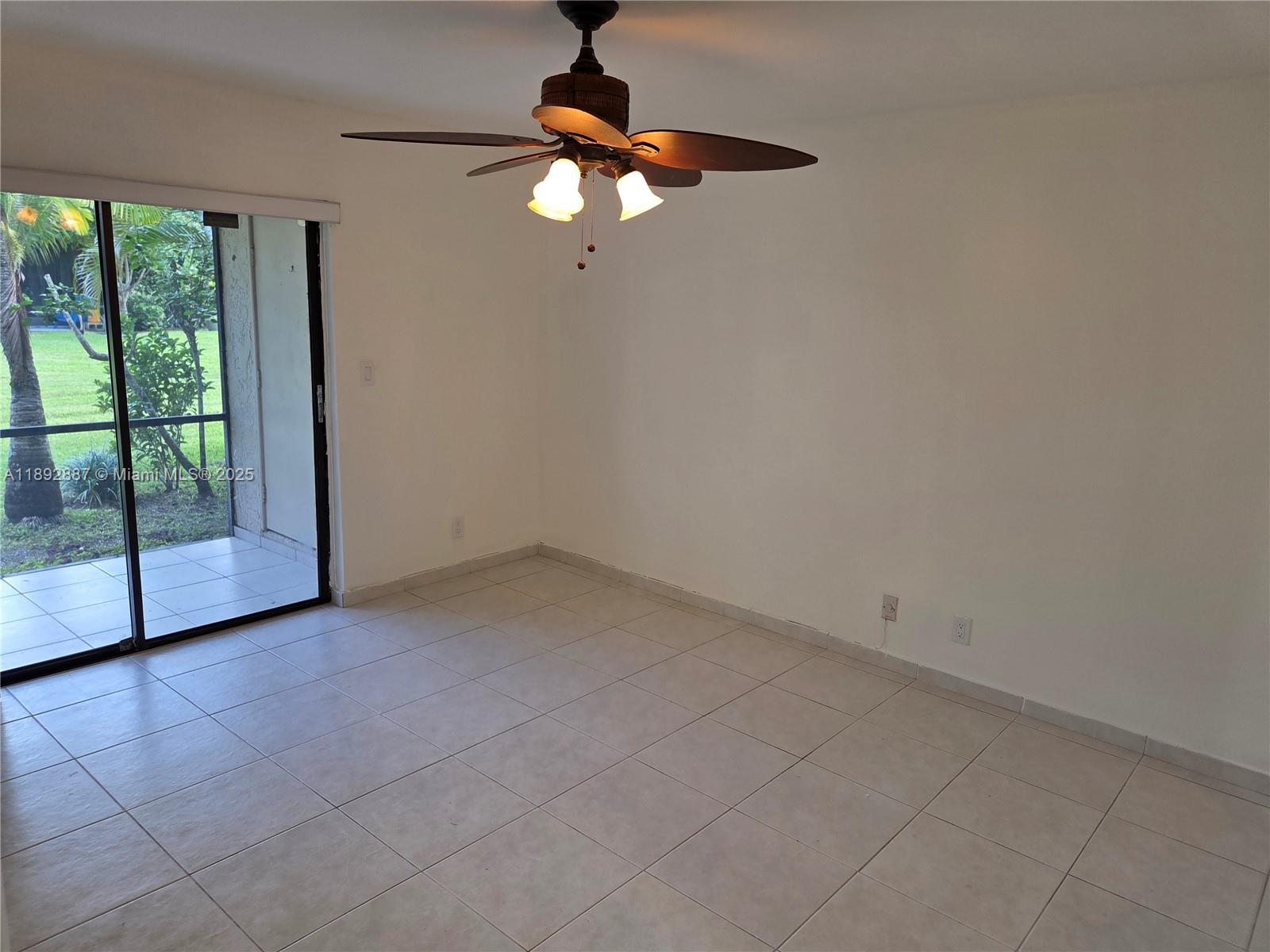 VILLAS OF BONAVENTURE AT - Residential Lease