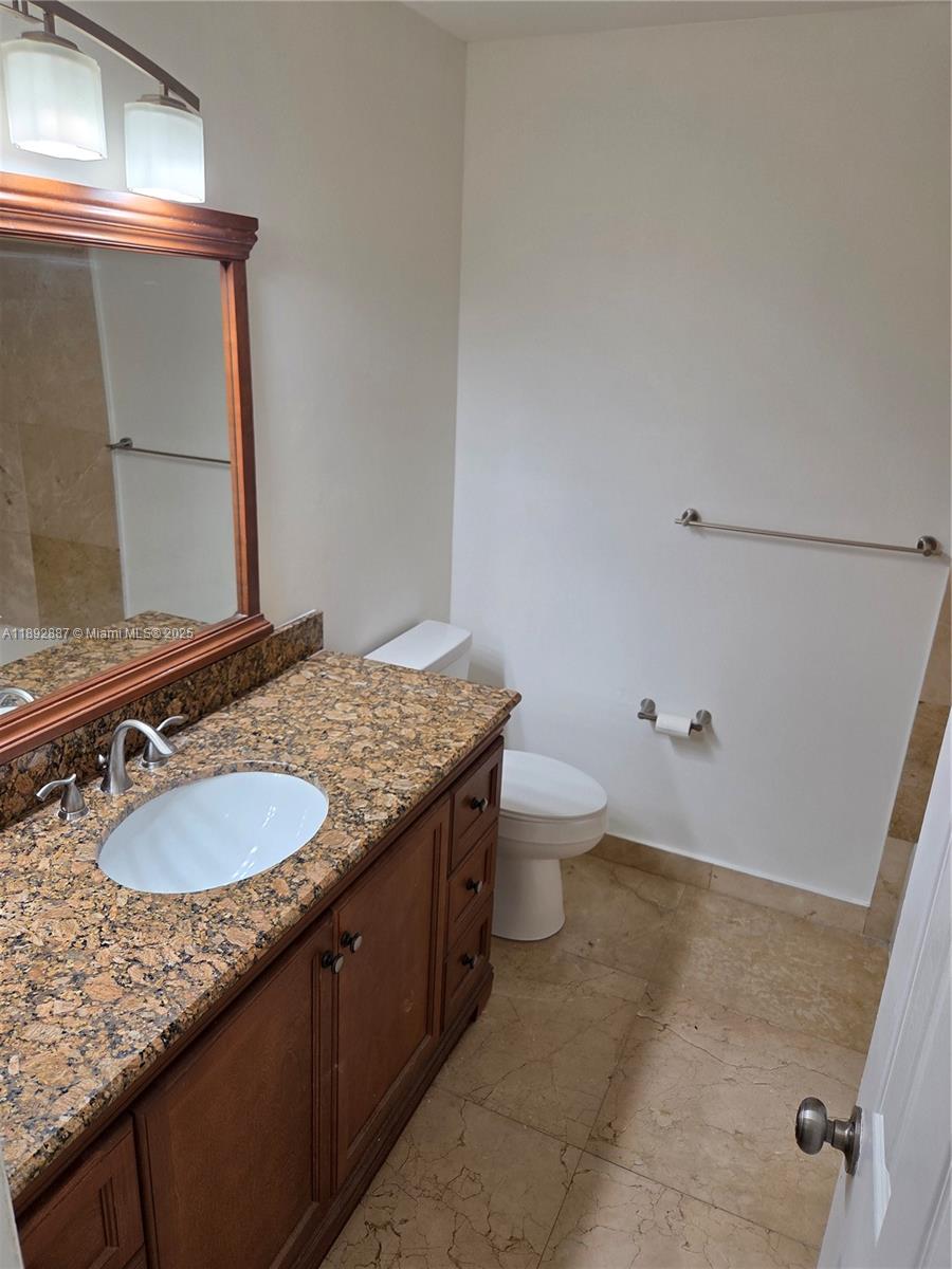 VILLAS OF BONAVENTURE AT - Residential Lease