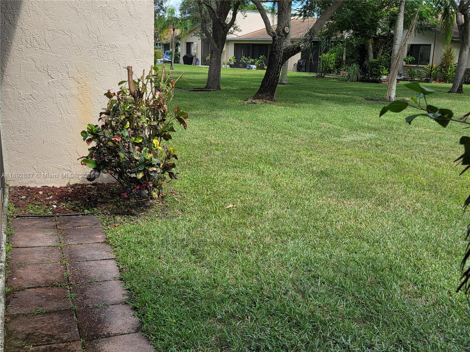 VILLAS OF BONAVENTURE AT - Residential Lease