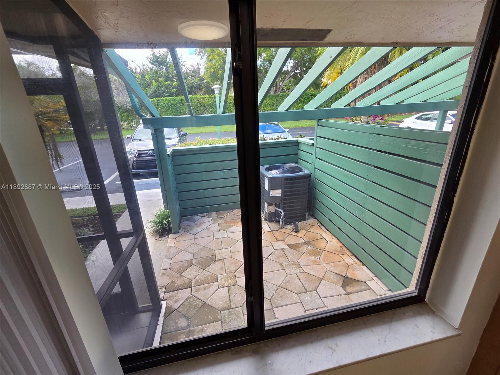 VILLAS OF BONAVENTURE AT - Residential Lease