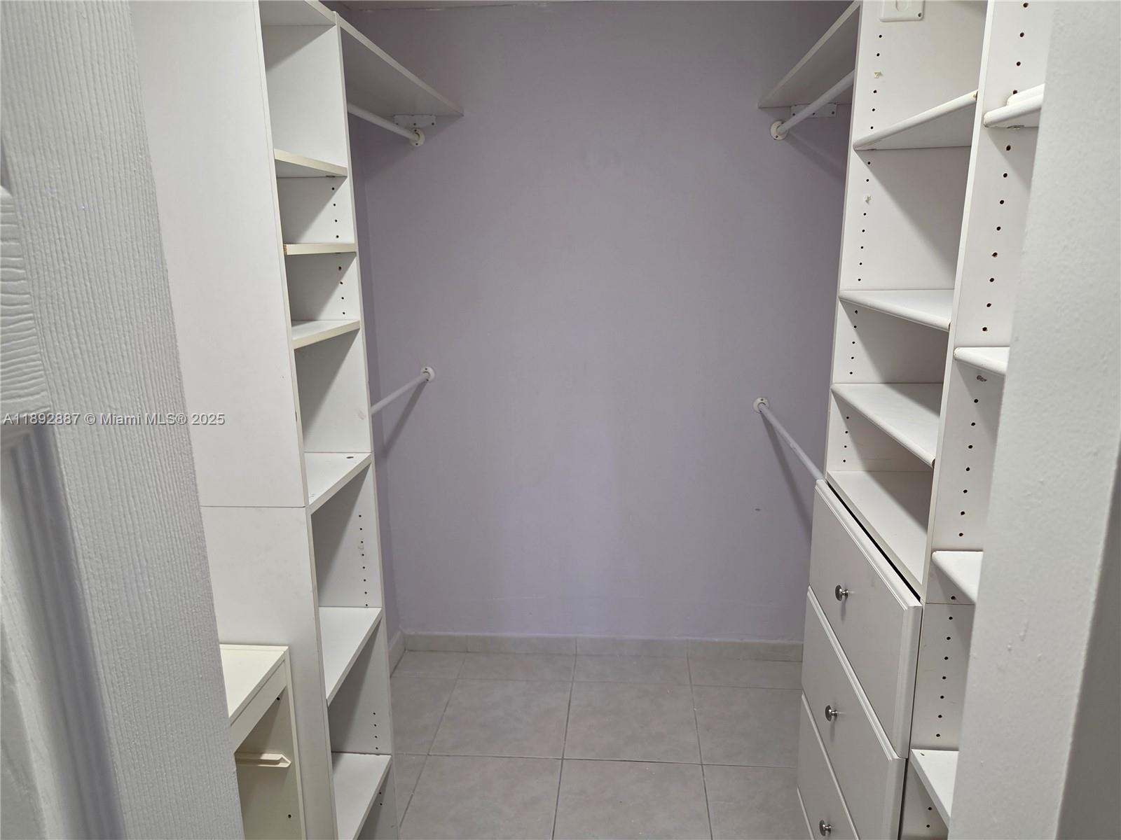 VILLAS OF BONAVENTURE AT - Residential Lease