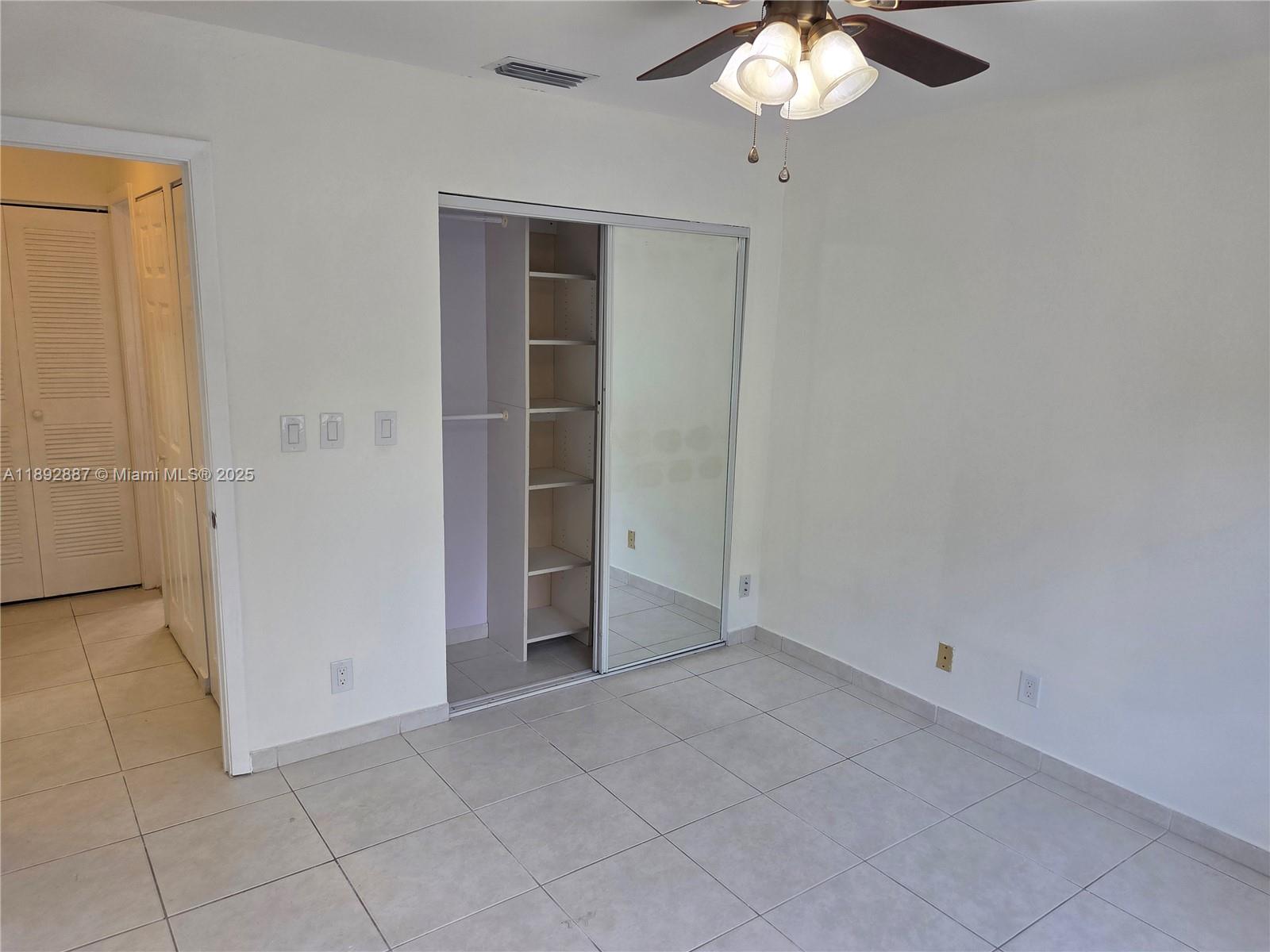 VILLAS OF BONAVENTURE AT - Residential Lease