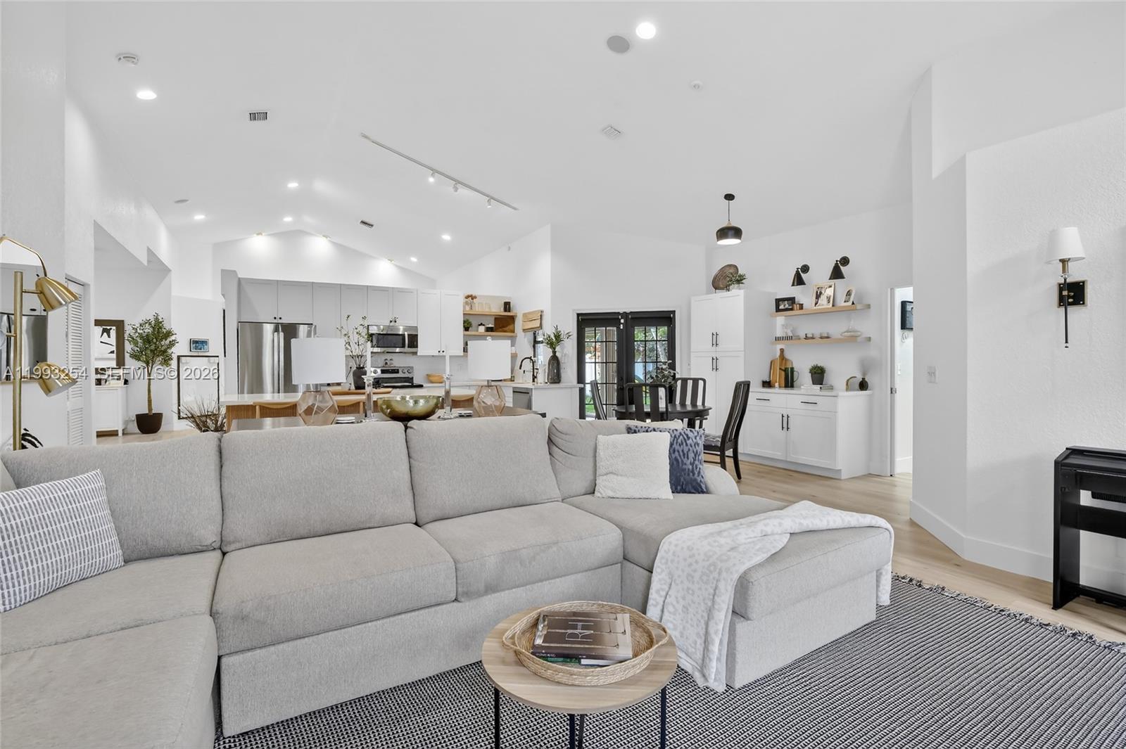 ¤JACARANDA PARCEL 108 - Residential