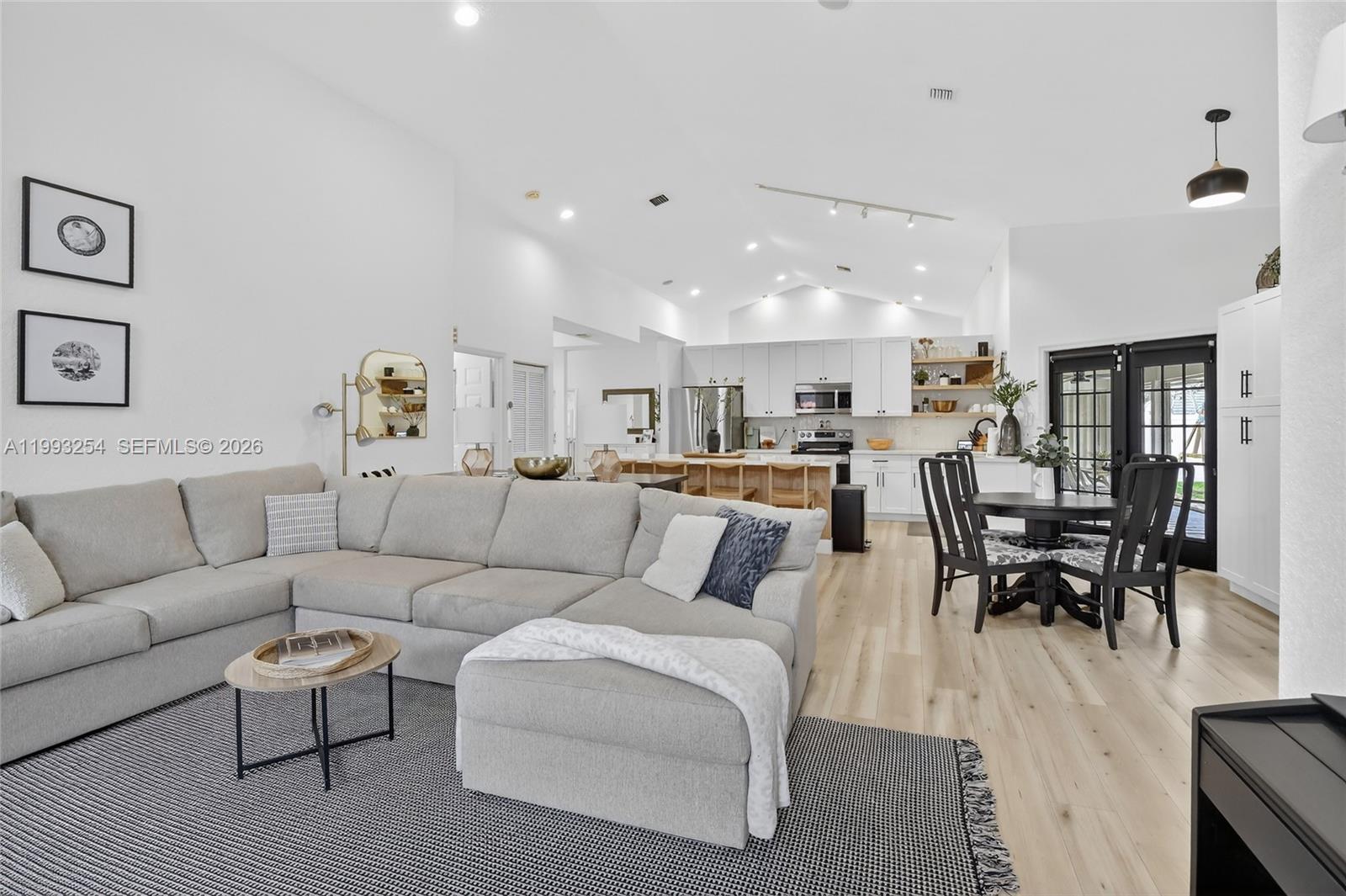 ¤JACARANDA PARCEL 108 - Residential