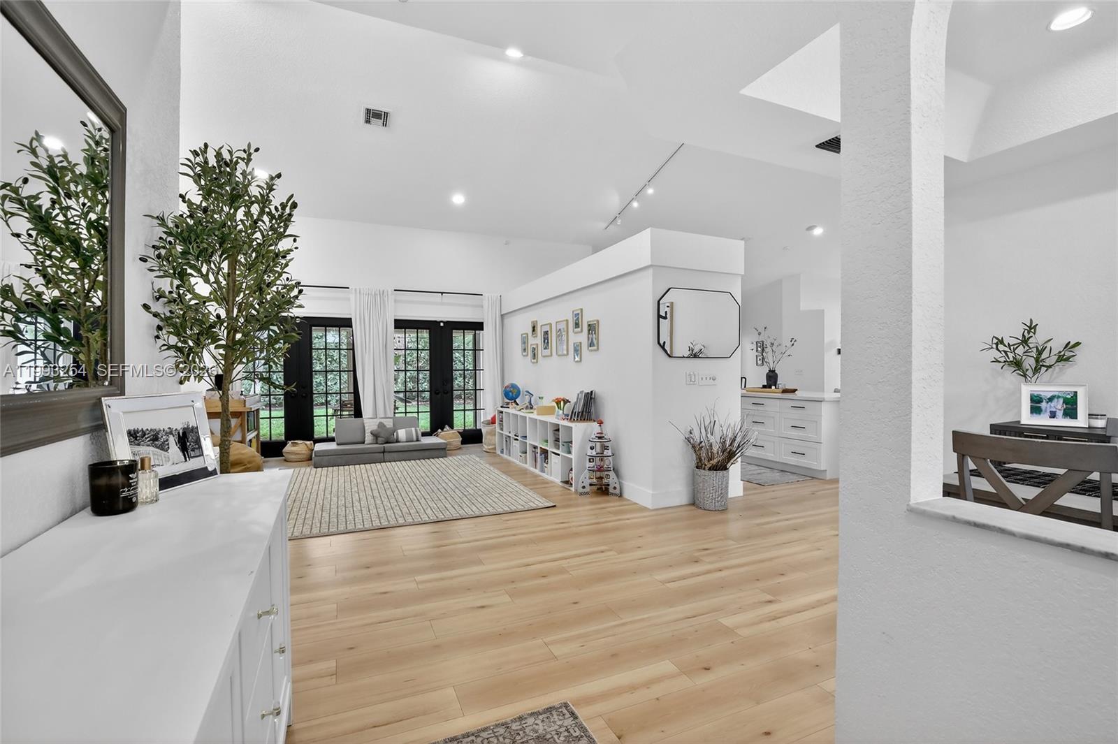 ¤JACARANDA PARCEL 108 - Residential