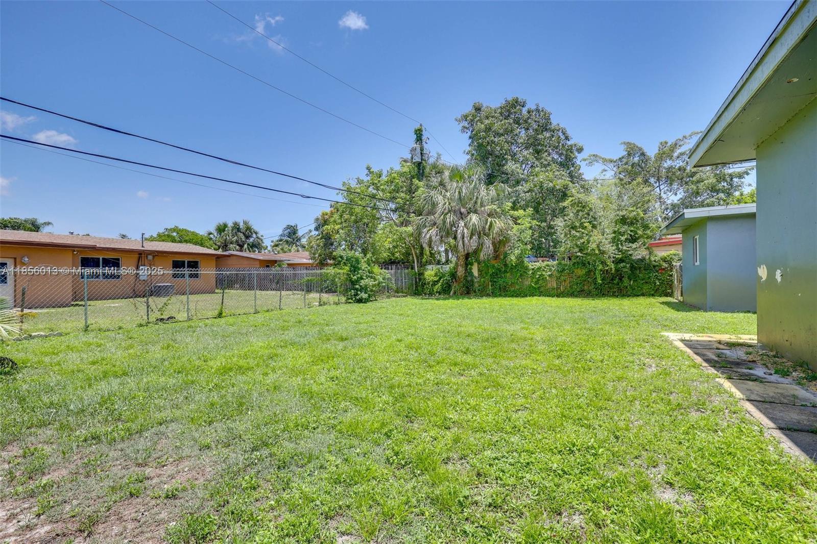 3431 Jackson Blvd
