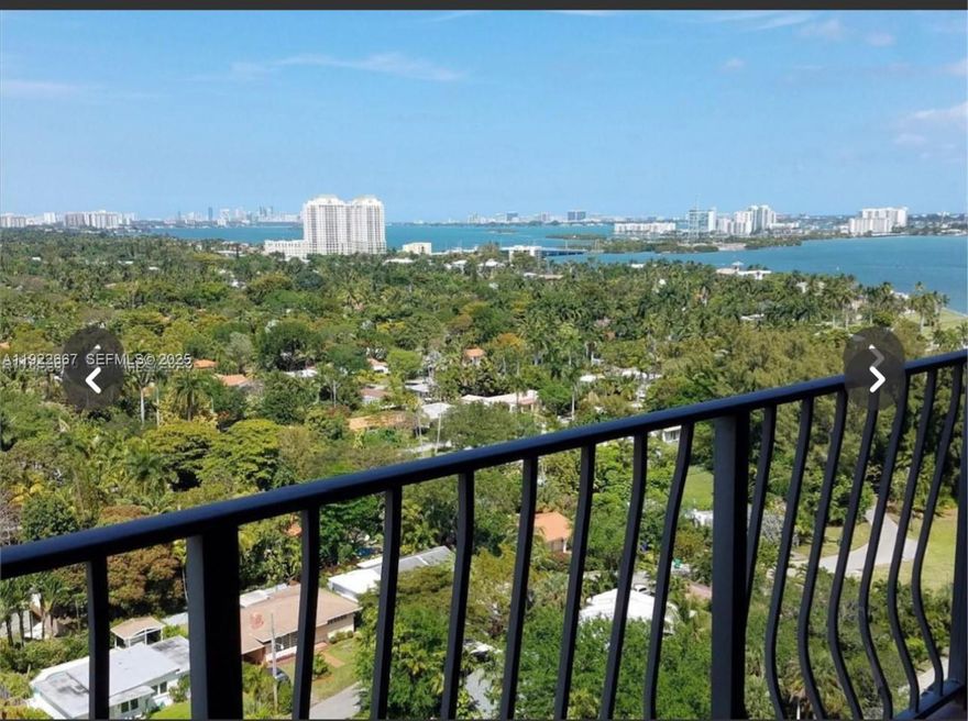 Amazing views of the bay and Miami Beach skyline. This is a beautiful 2 bedrooms 2 bathrooms unit in prime location. close to restaurants , stores, airport , Design district and Midtown  and Wyndwood area .It has a large balcony. Easy to show . Call listing agent .
