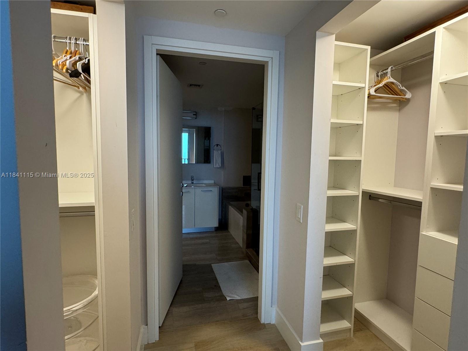 BRICKELLHOUSE CONDO - Residential