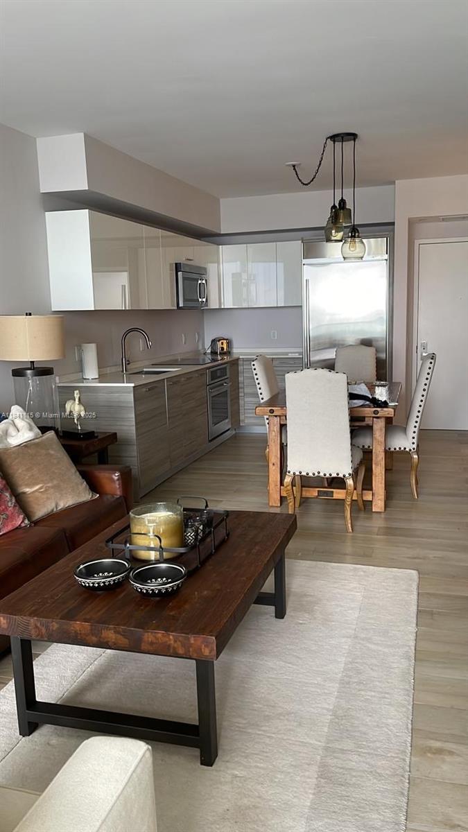 BRICKELLHOUSE CONDO - Residential