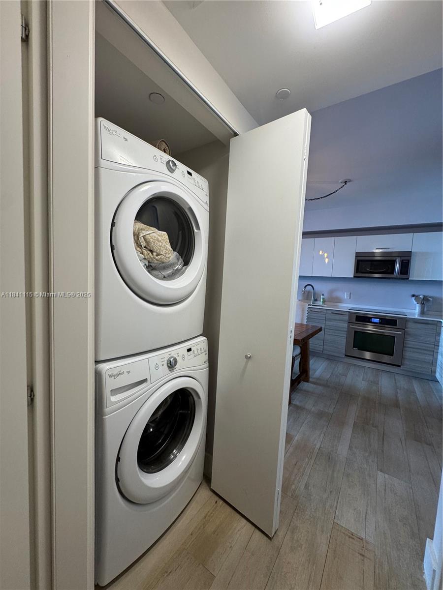 BRICKELLHOUSE CONDO - Residential