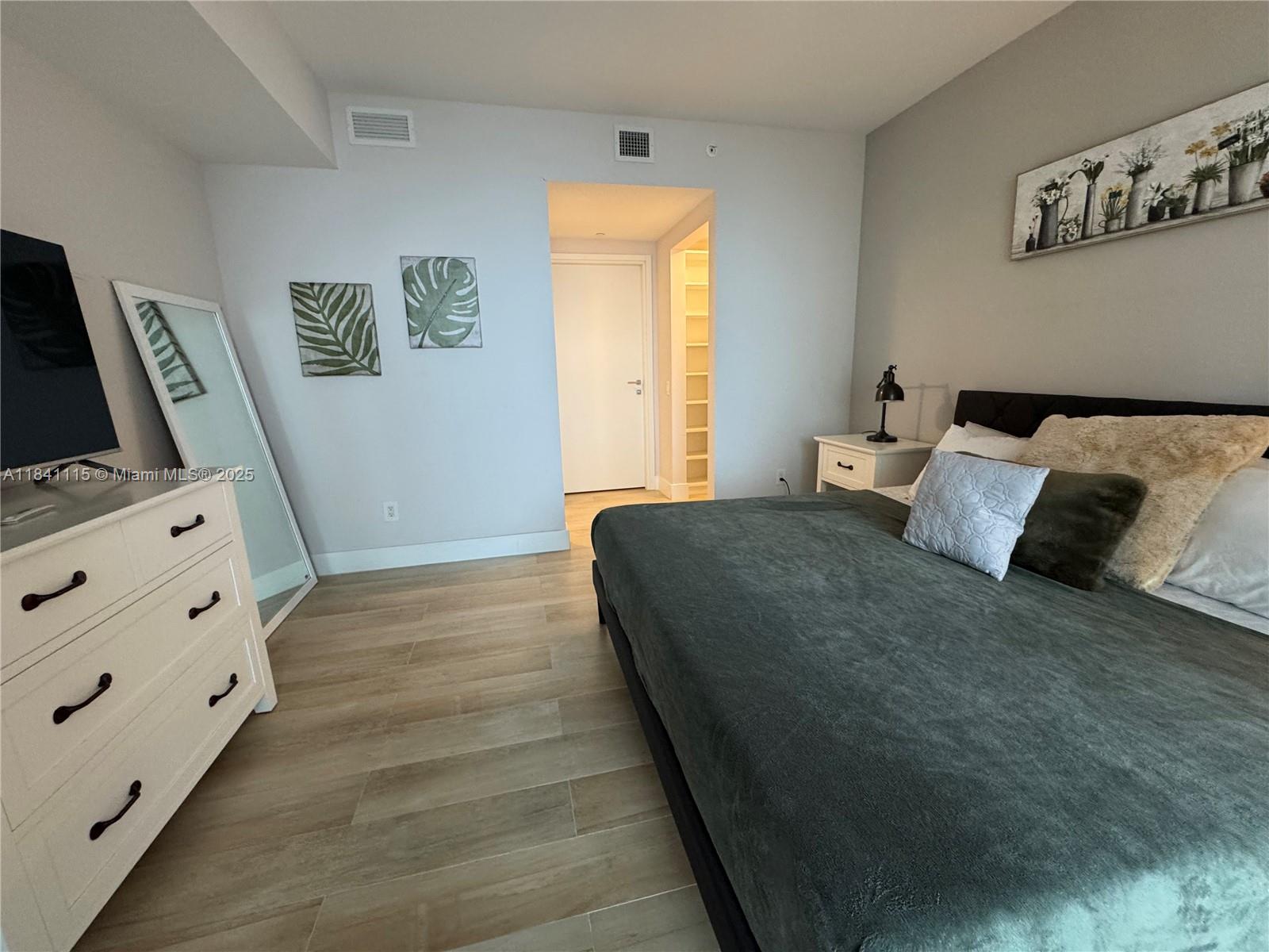 BRICKELLHOUSE CONDO - Residential