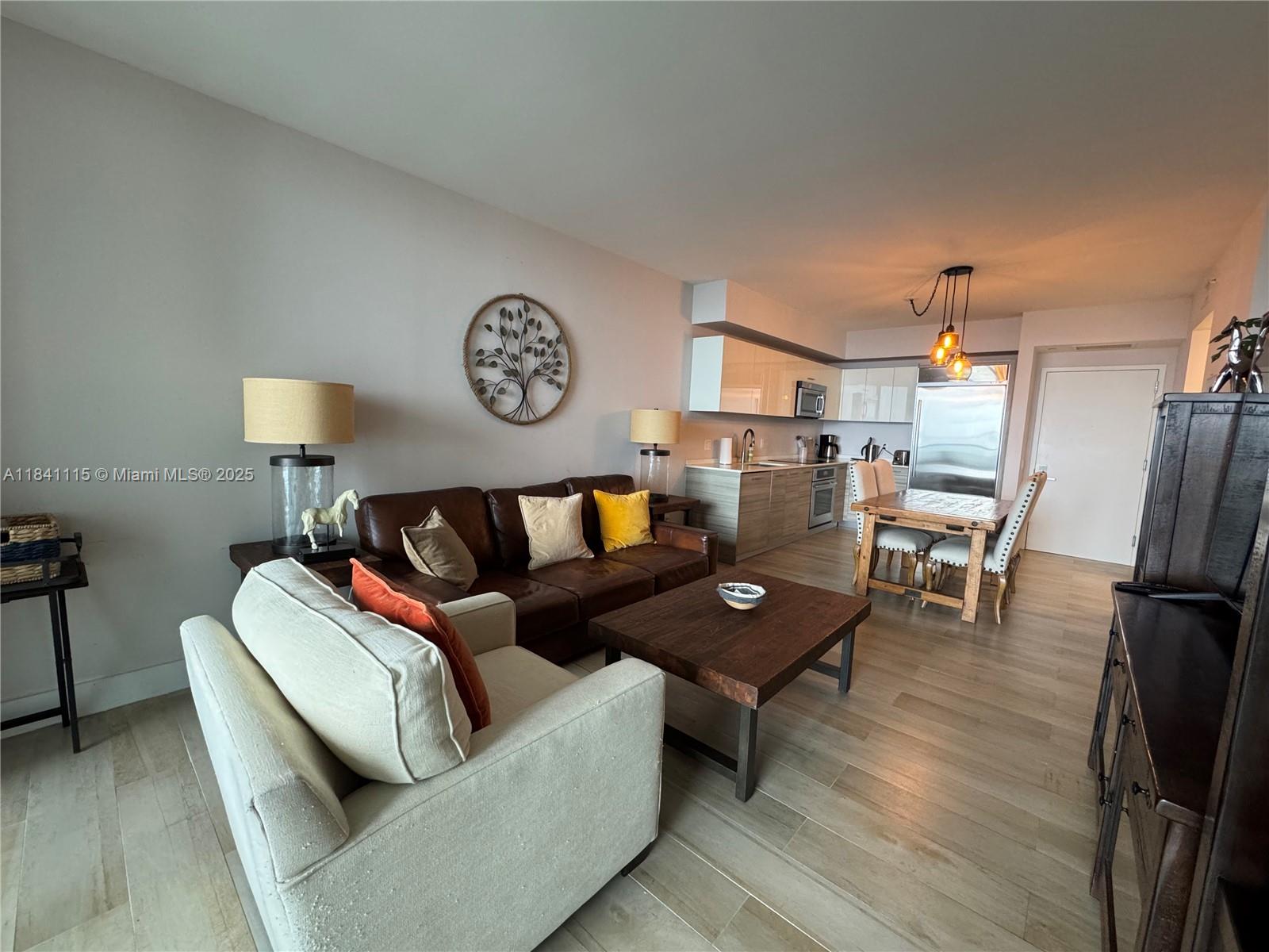 BRICKELLHOUSE CONDO - Residential